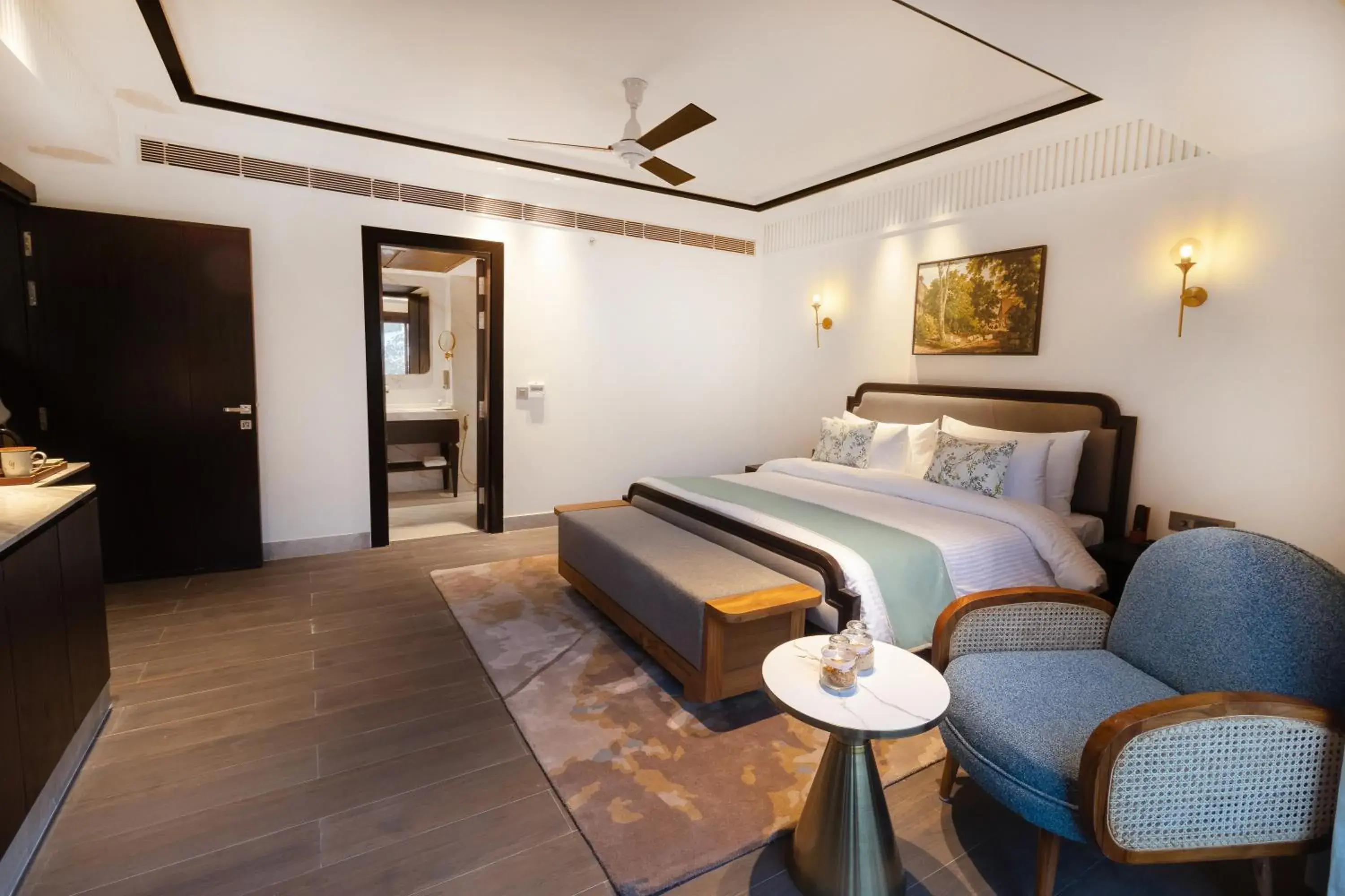 Junior Suite in Auradoon, Dehradun - By Leisure Hotels Junior Suite in Auradoon, Dehradun - By Leisure Hotels