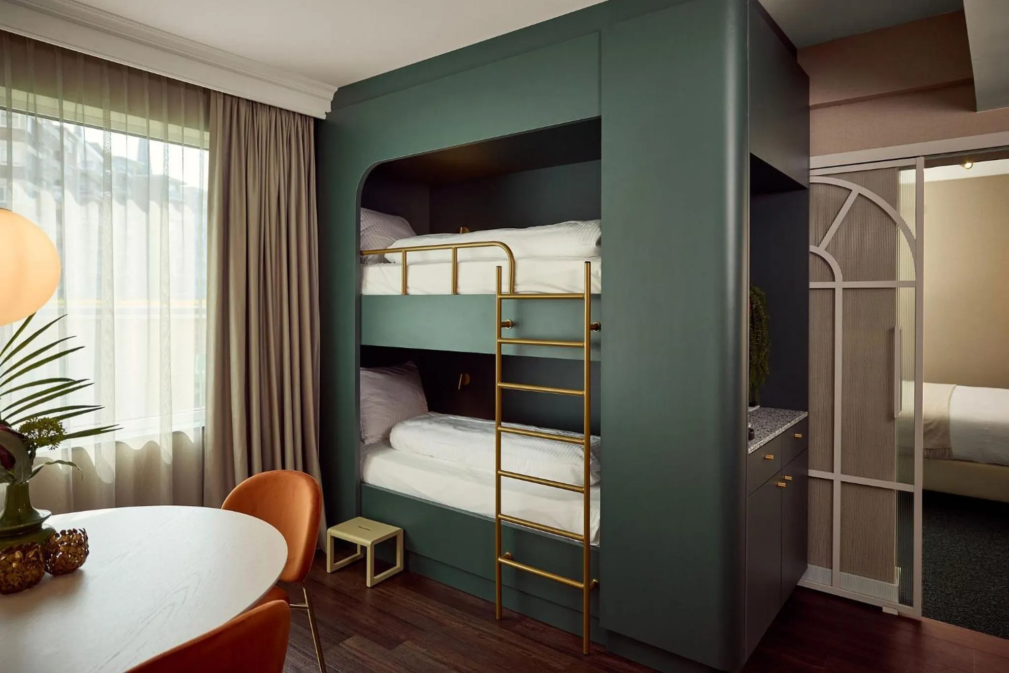 Bed in Van der Valk Hotel Park Lane Antwerpen