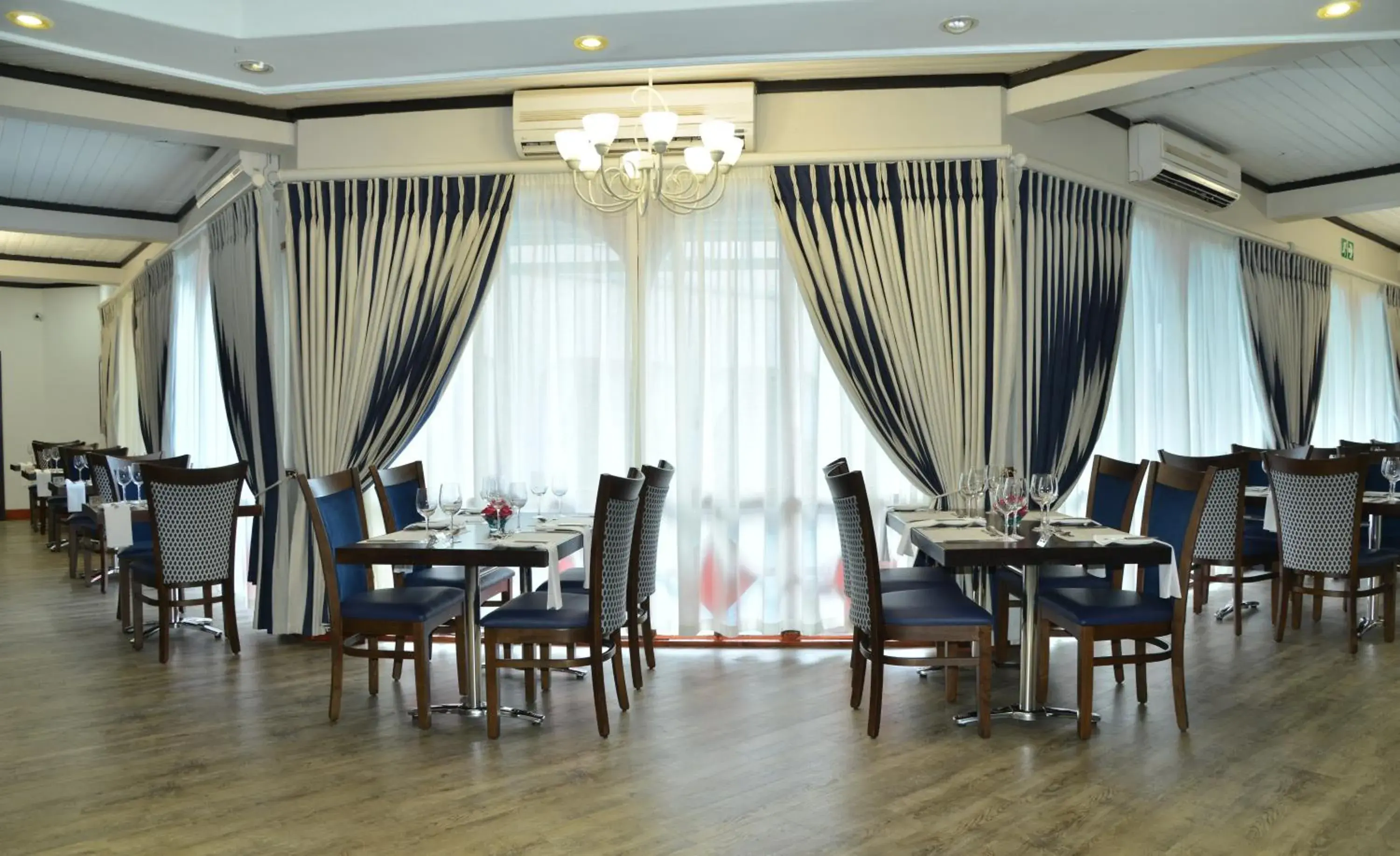 Restaurant/places to eat in Cumberland Hotel Worcester Restaurant/places to eat in Cumberland Hotel Worcester