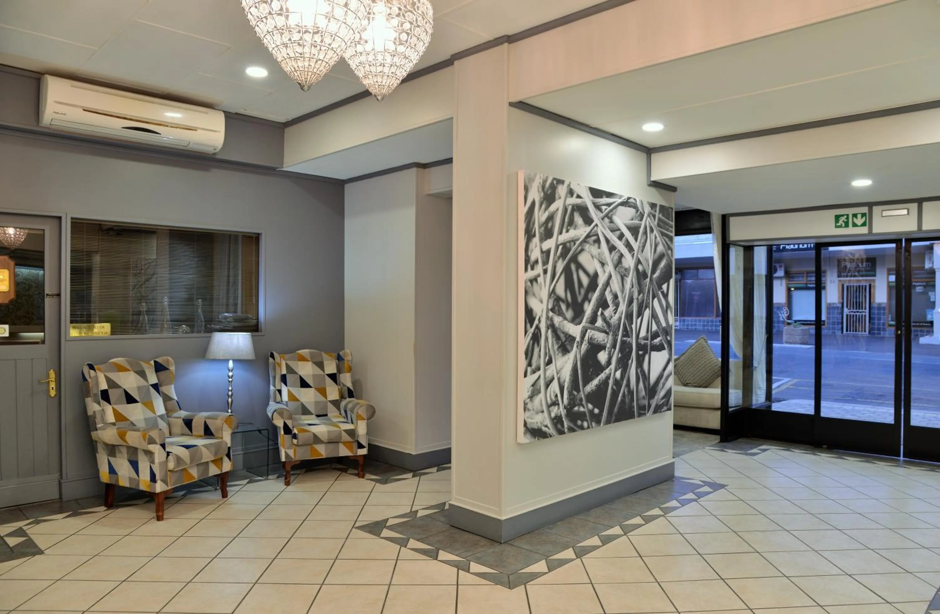 Lobby or reception in Cumberland Hotel Worcester