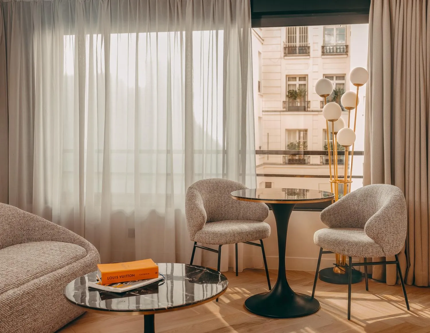 Seating area in Le Rayz Vendome