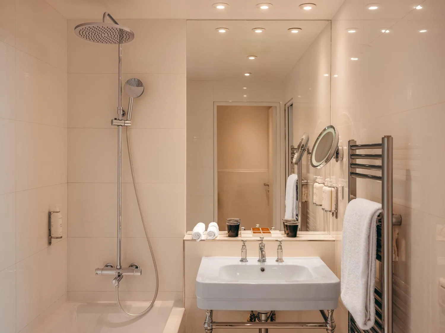 Bathroom in Le Rayz Vendome