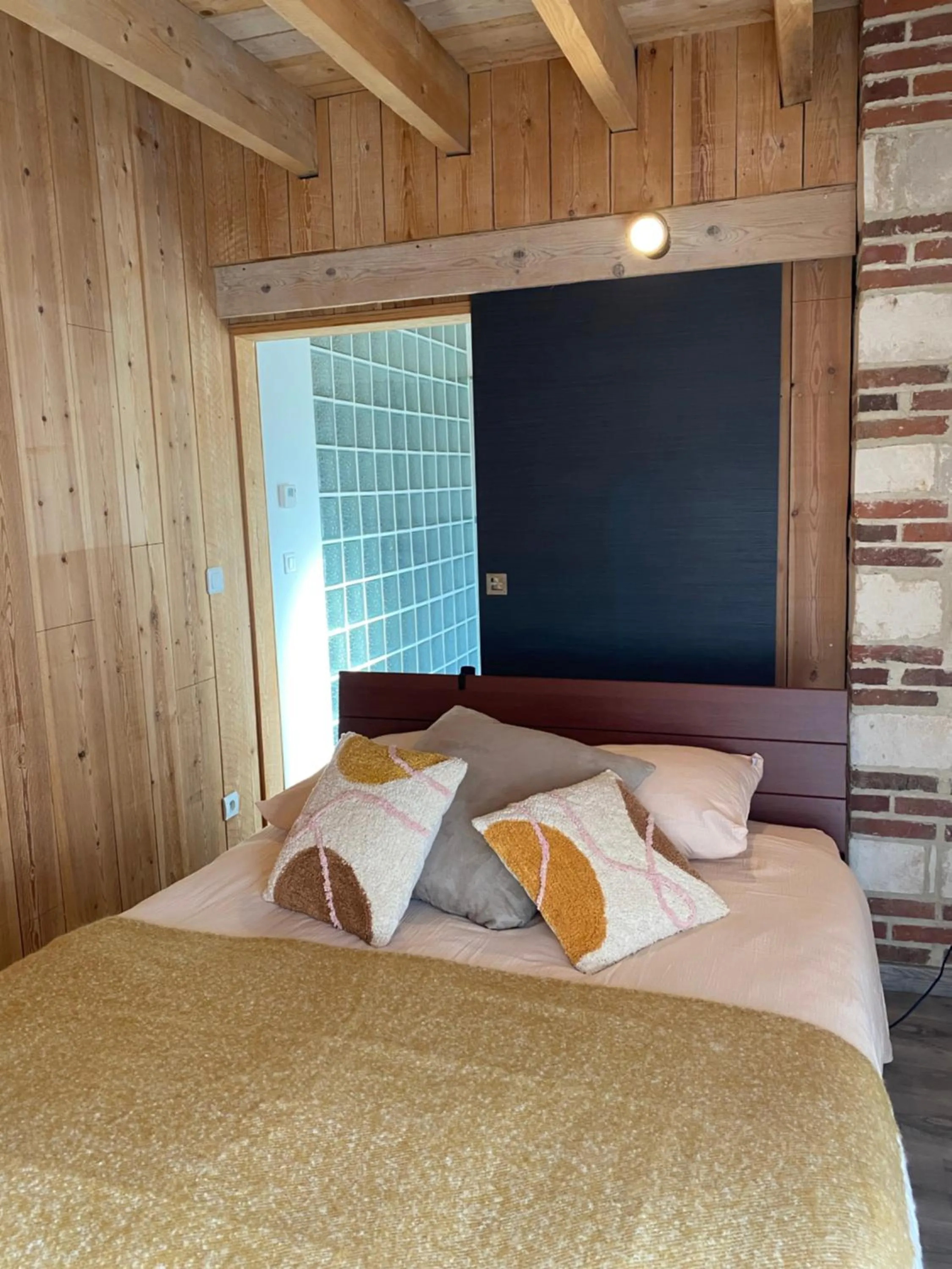 Bedroom, Bed in La Ferme des Templiers de Fléchinelle