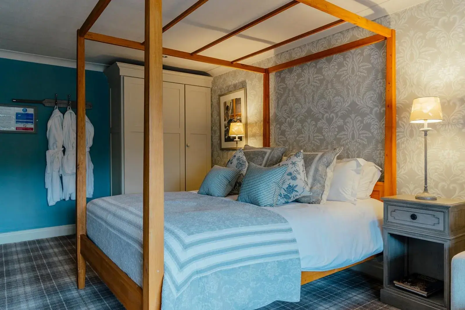 Deluxe Double Room in The Pheasant Hotel Deluxe Double Room in The Pheasant Hotel