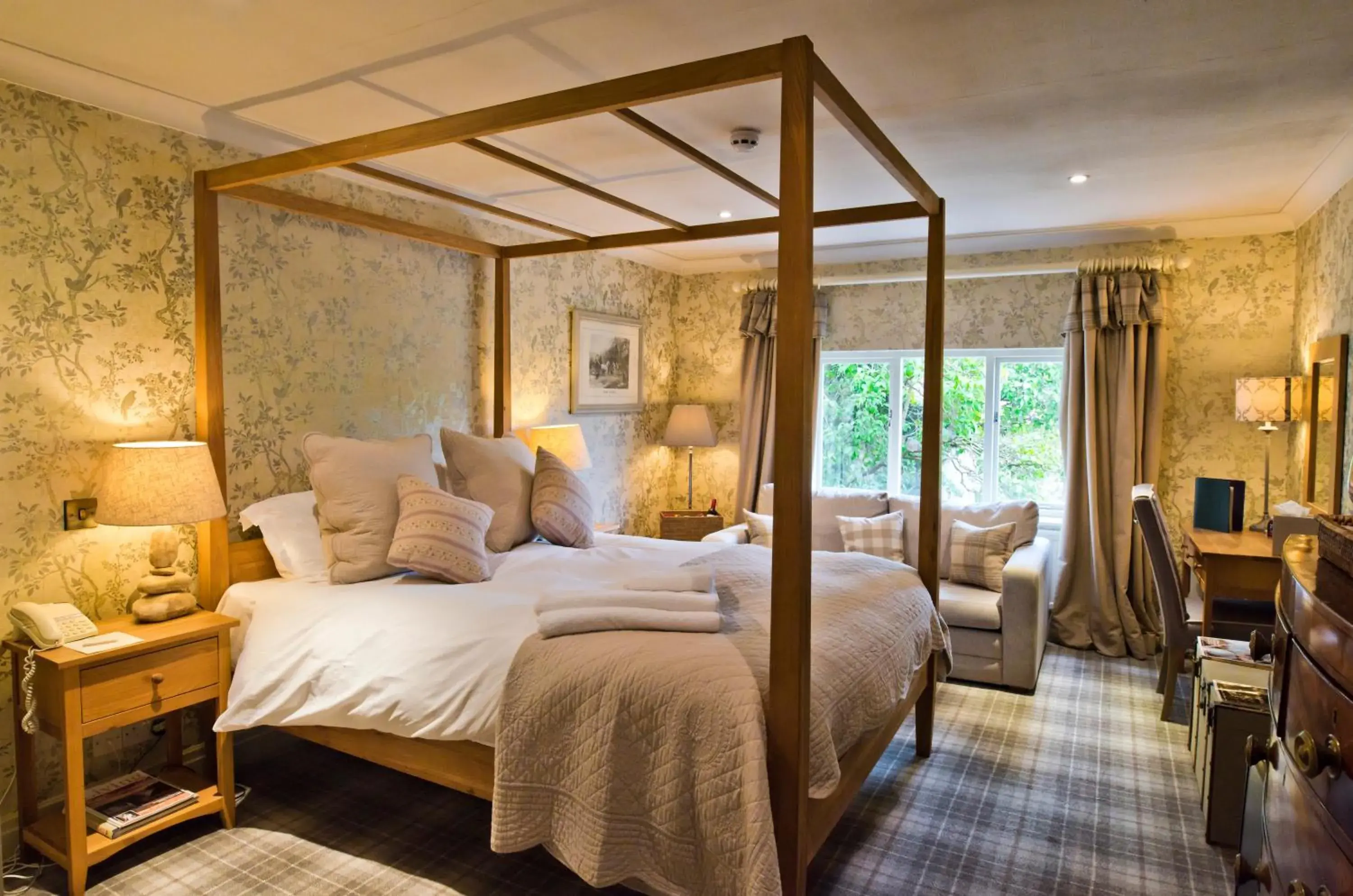 Deluxe Double Room in The Pheasant Hotel Deluxe Double Room in The Pheasant Hotel