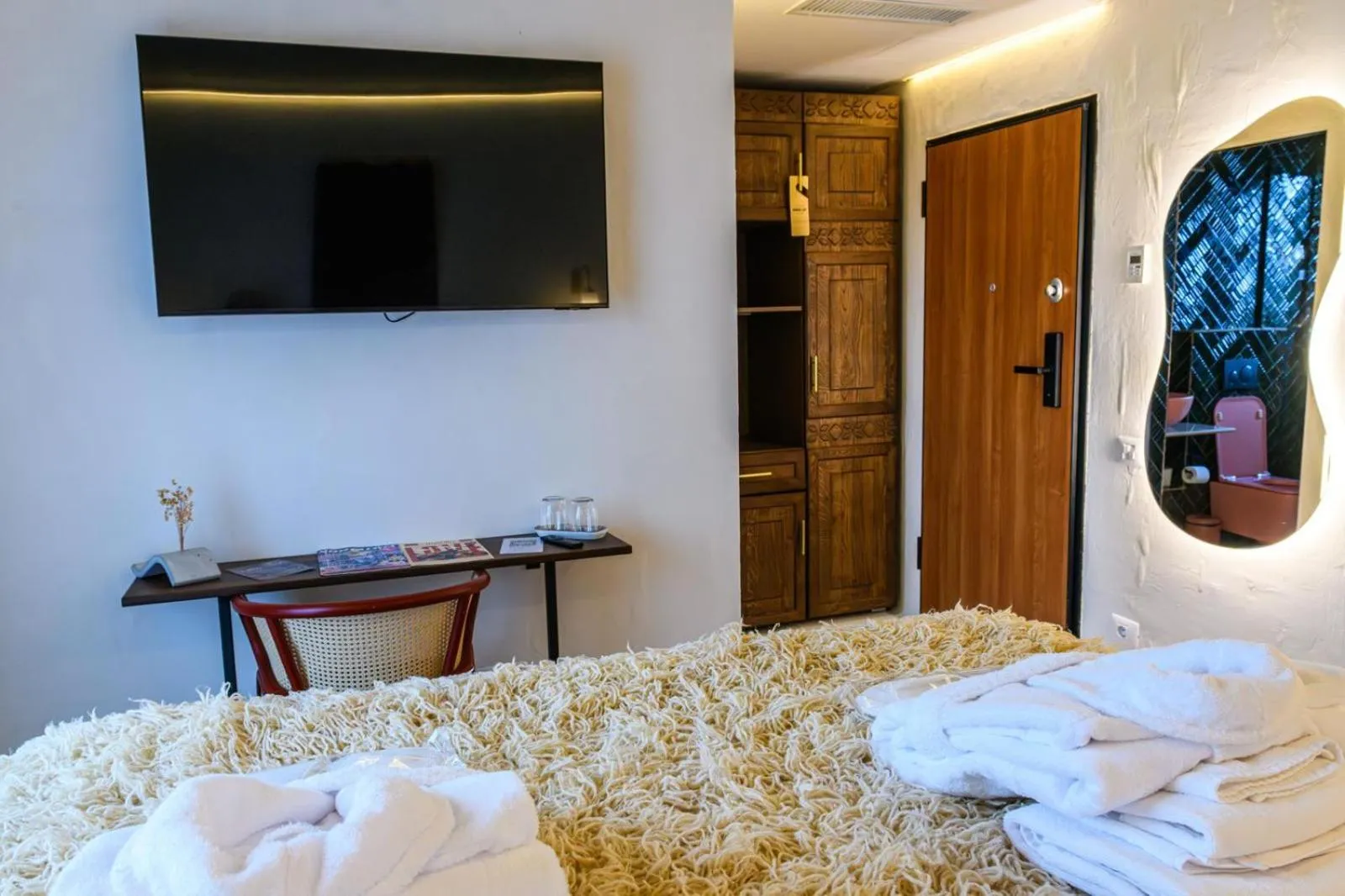 Bed in Nishani Boutique