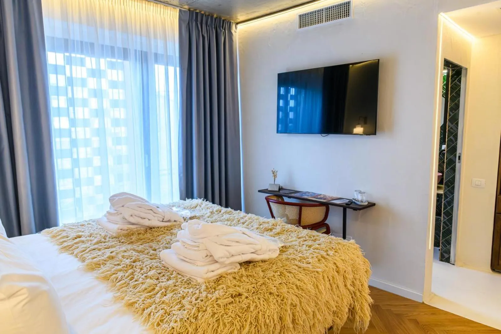 Bed in Nishani Boutique