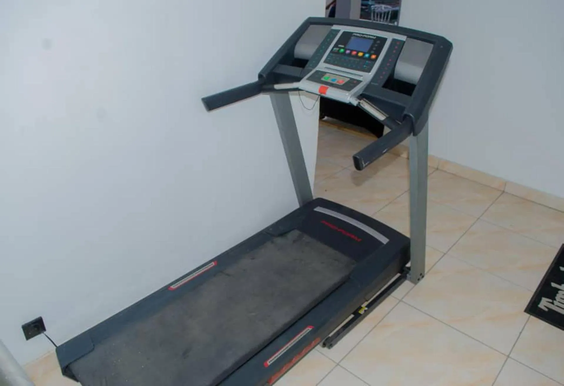 Fitness centre/facilities in Bamgbose Apartments - Sleeps 2 - Balcony - Parking