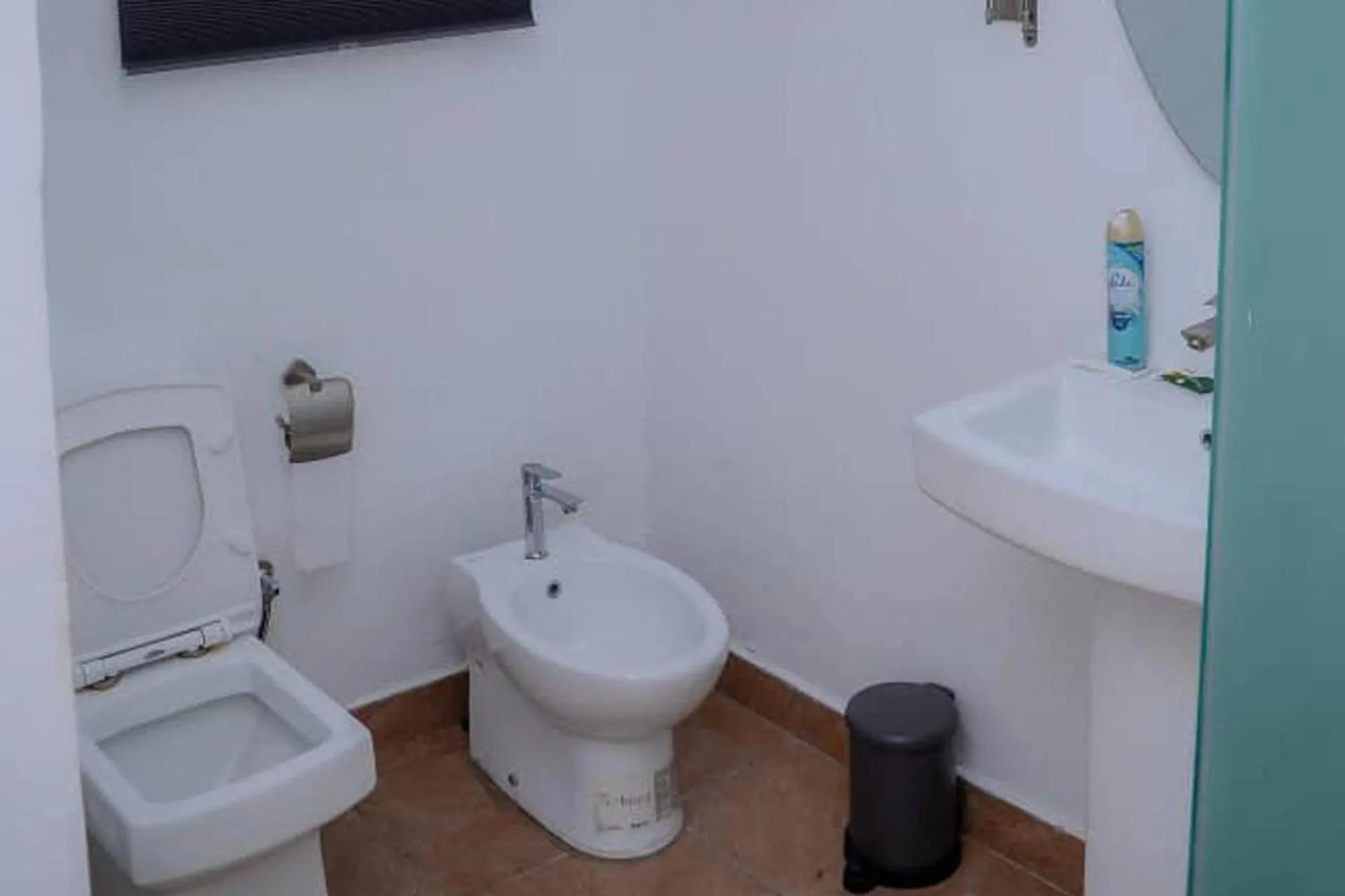 Bamgbose Apartments - Sleeps 2 - Balcony - Parking