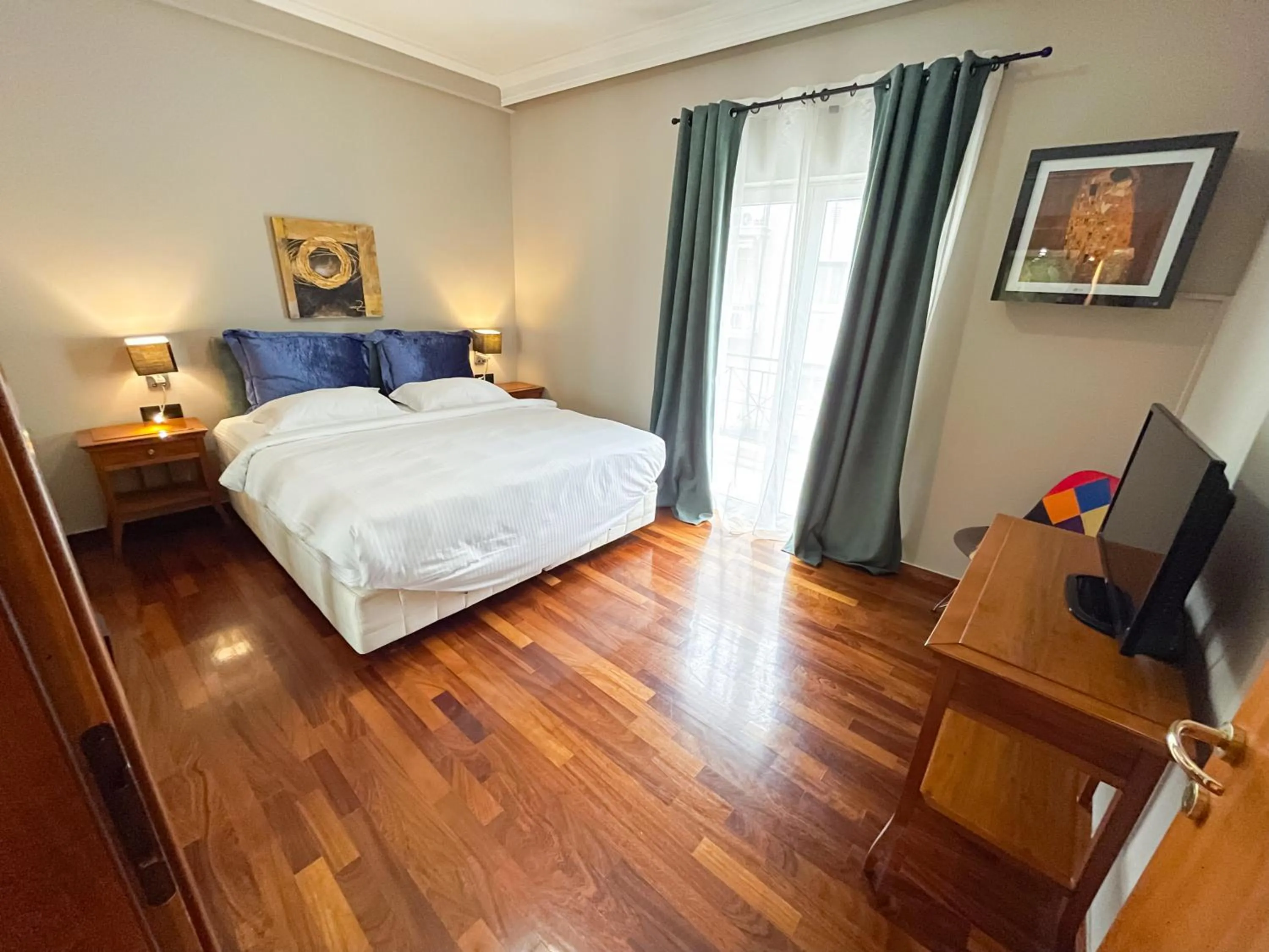 Bed in Andromeda Suites