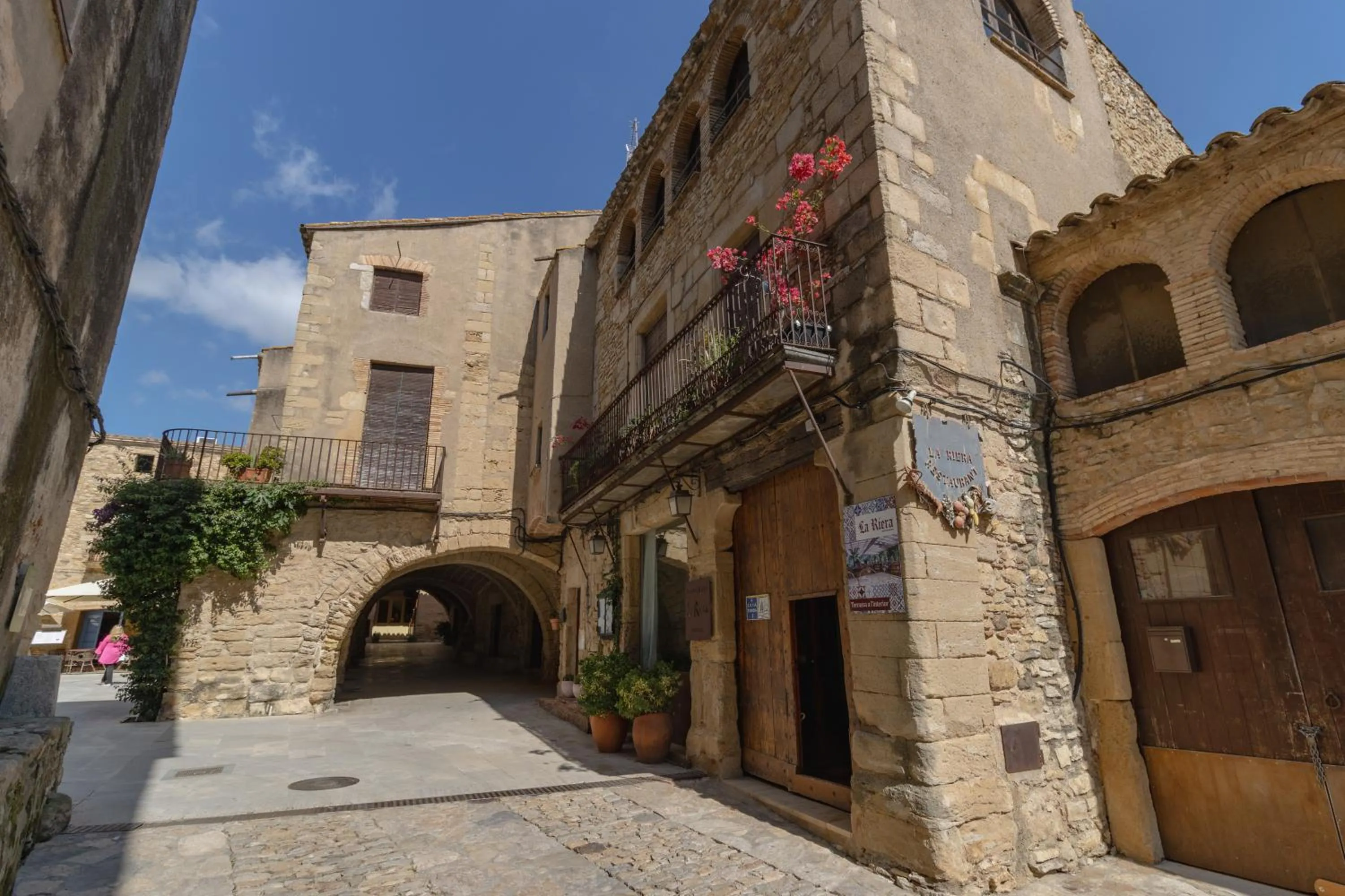 Landmark view in Hostal La Riera de Peratallada