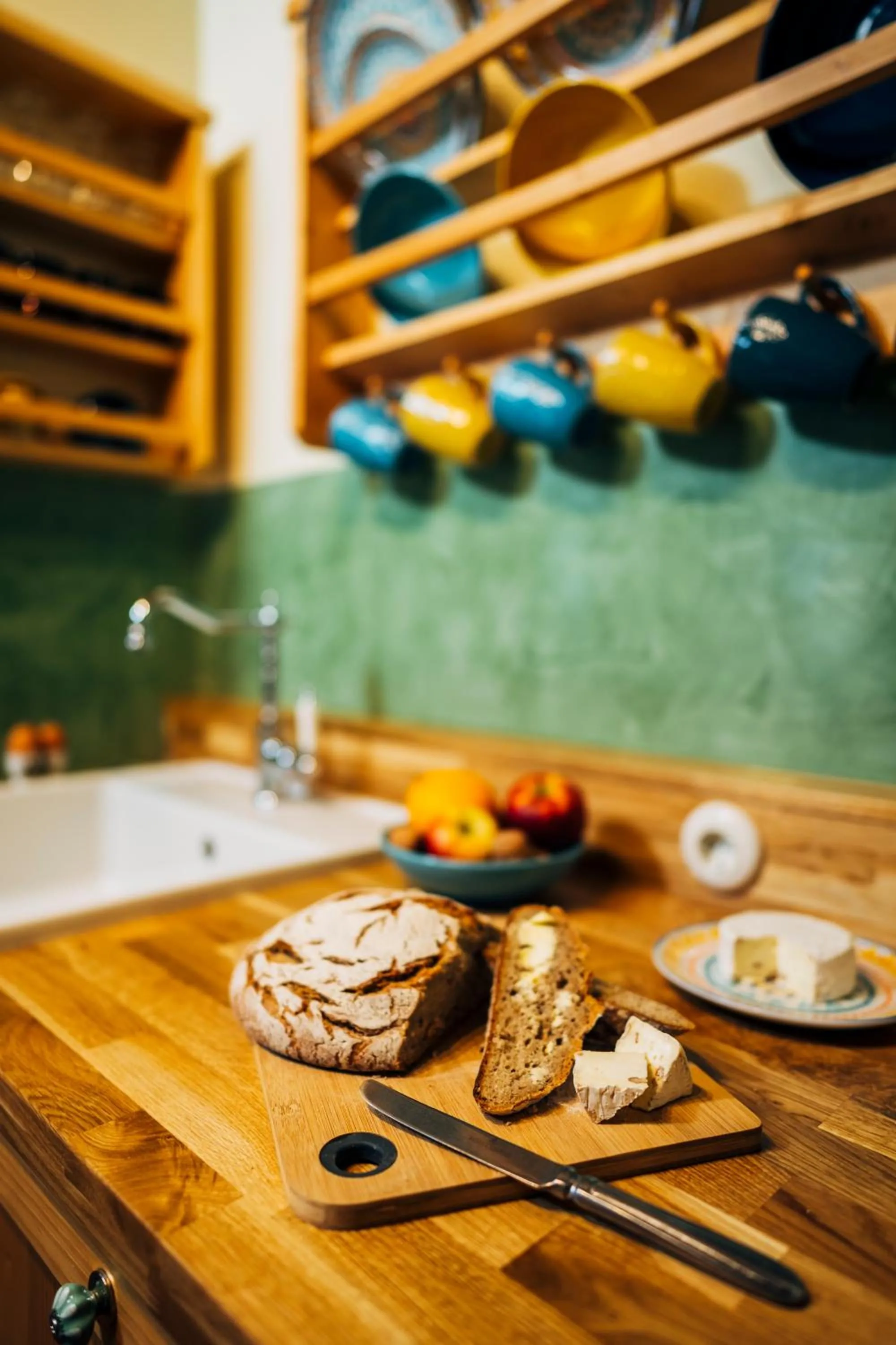 Kitchen or kitchenette in Slow Travel Resort Kirchleitn
