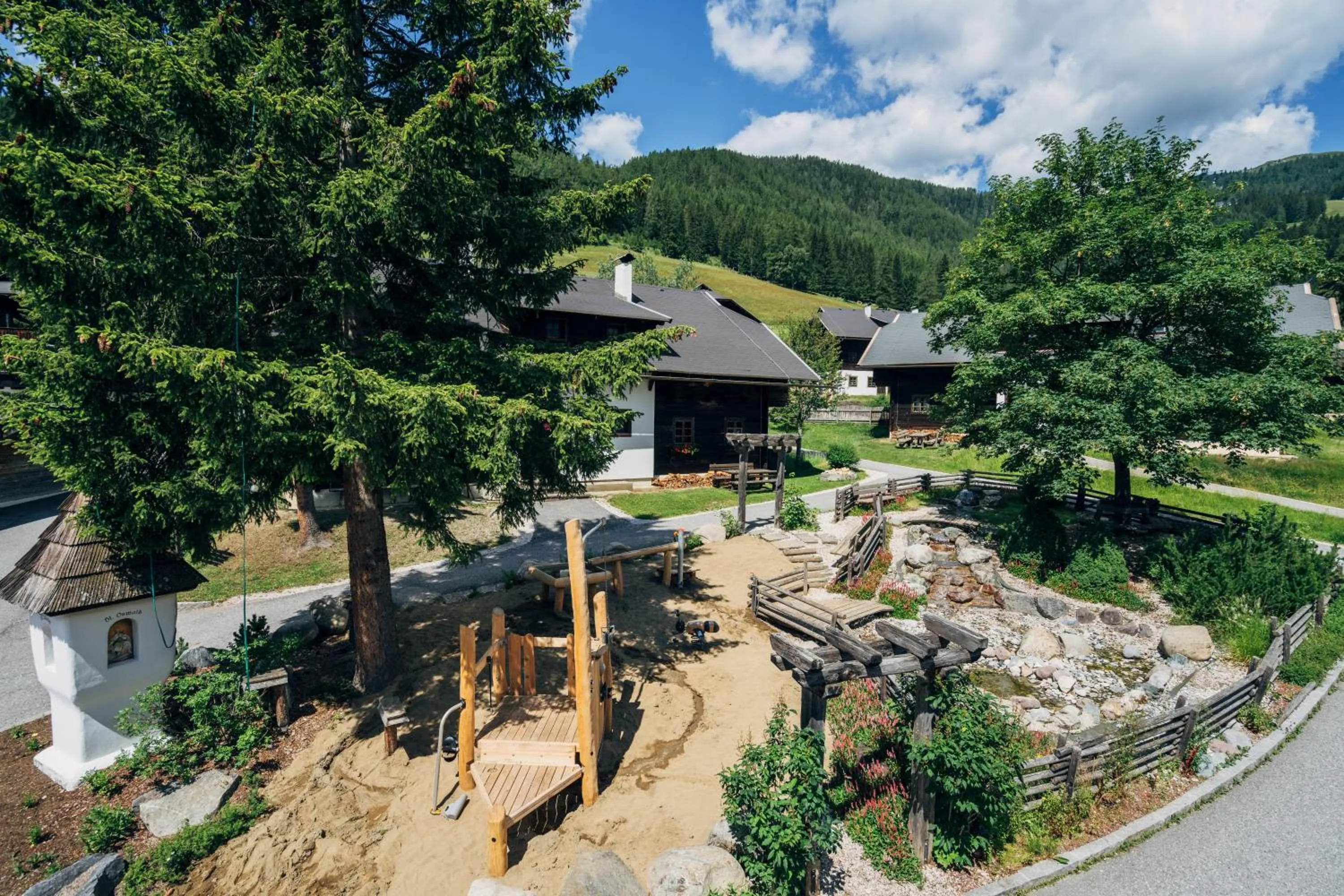 Property building in Slow Travel Resort Kirchleitn