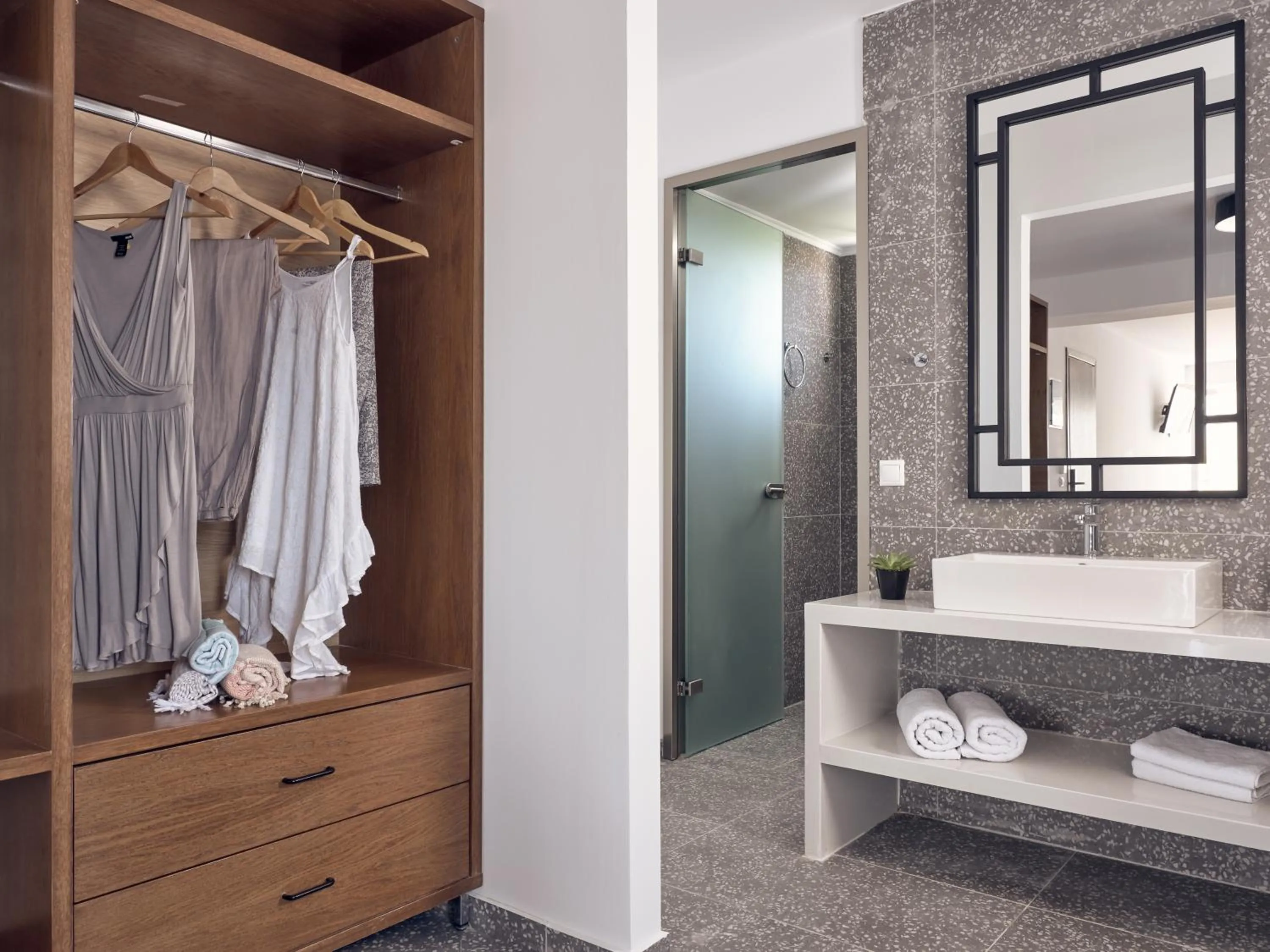 Bathroom in Letsos Hotel