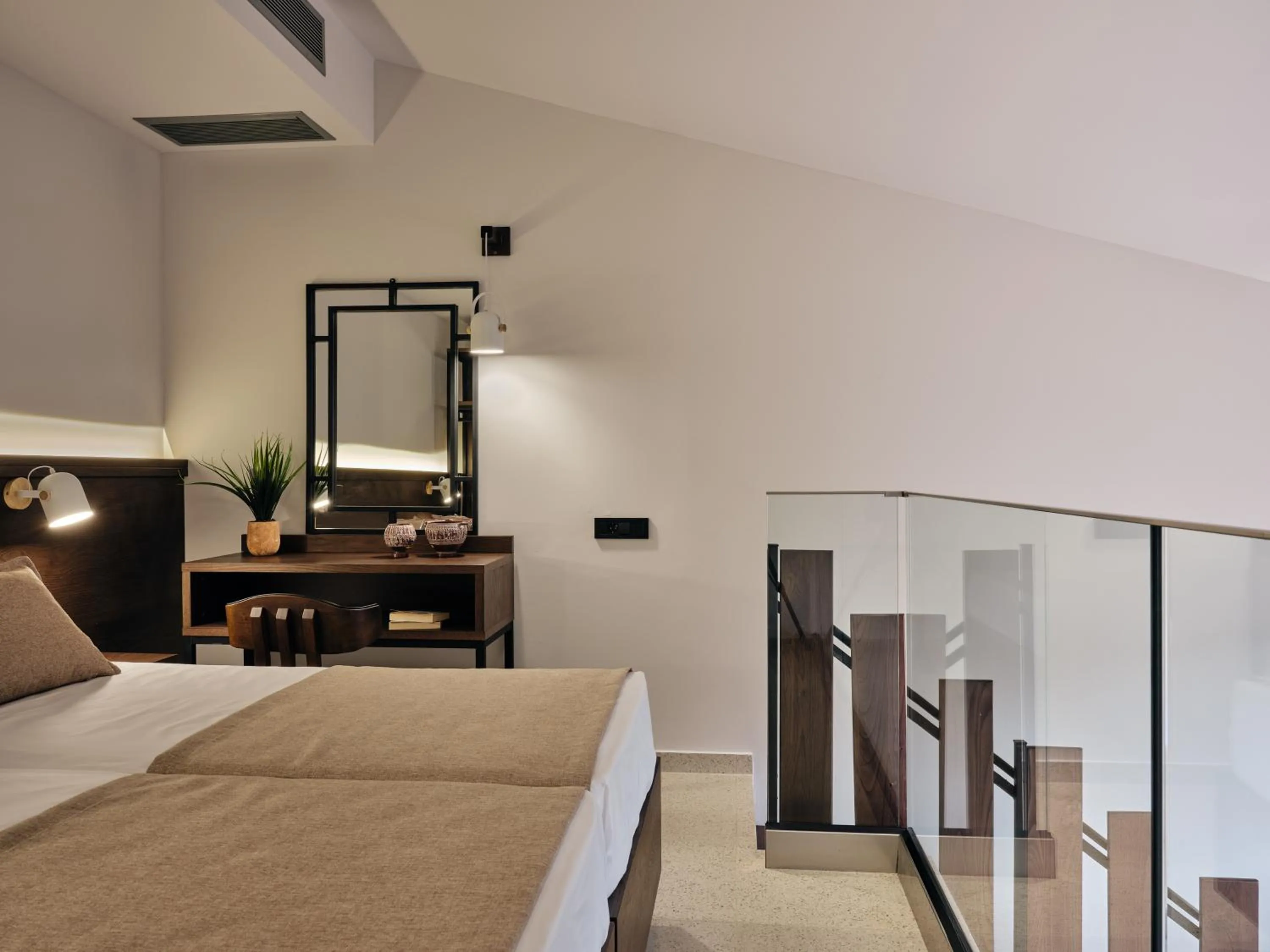 Bedroom, Bed in Letsos Hotel