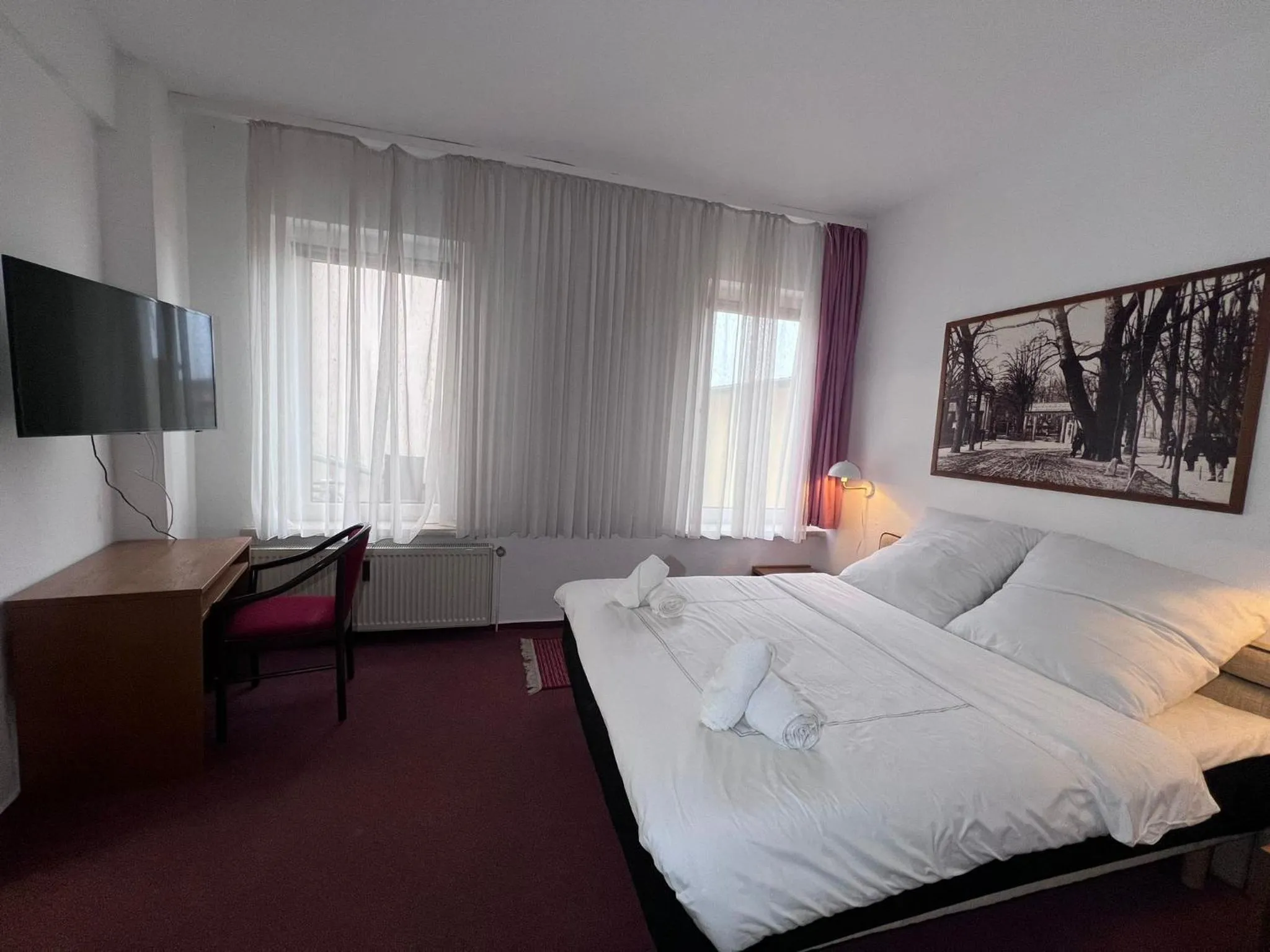 TV and multimedia, Bed in Hotel Doko Gardelegen