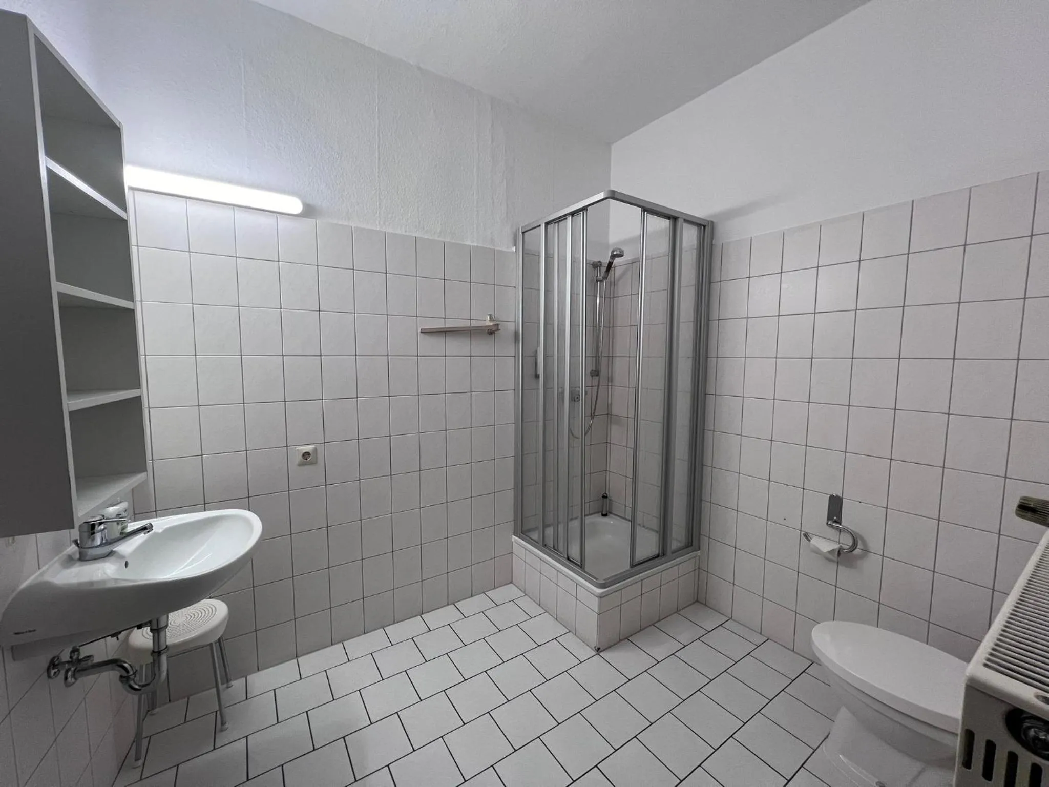 Shower in Hotel Doko Gardelegen