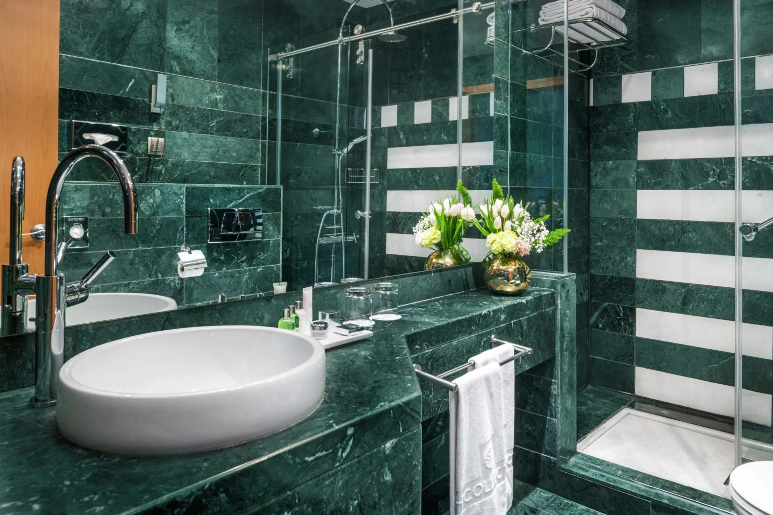 Bathroom in NH Collection Madrid Paseo del Prado