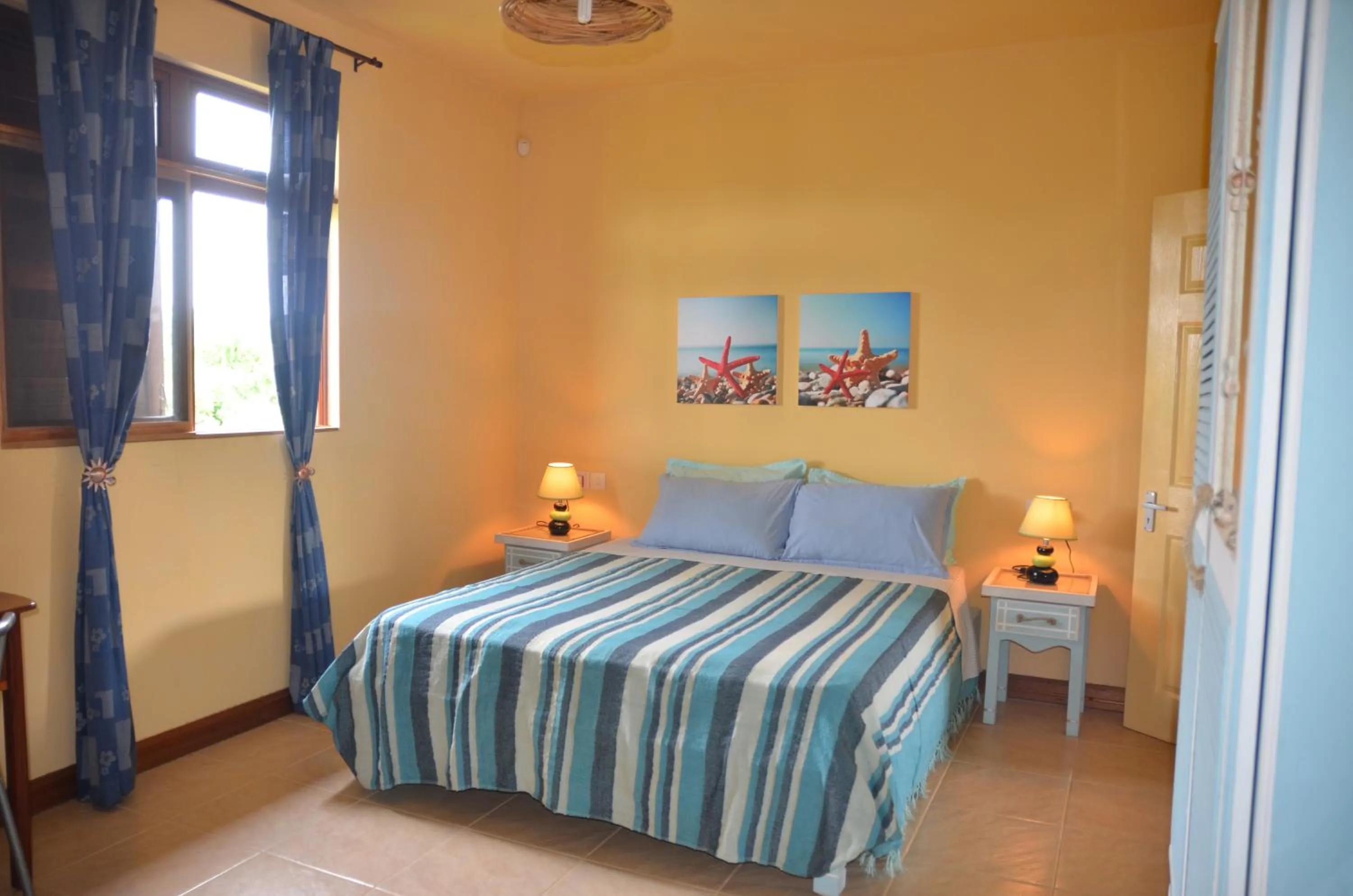 Photo of the whole room, Bed in La Maison Soleil