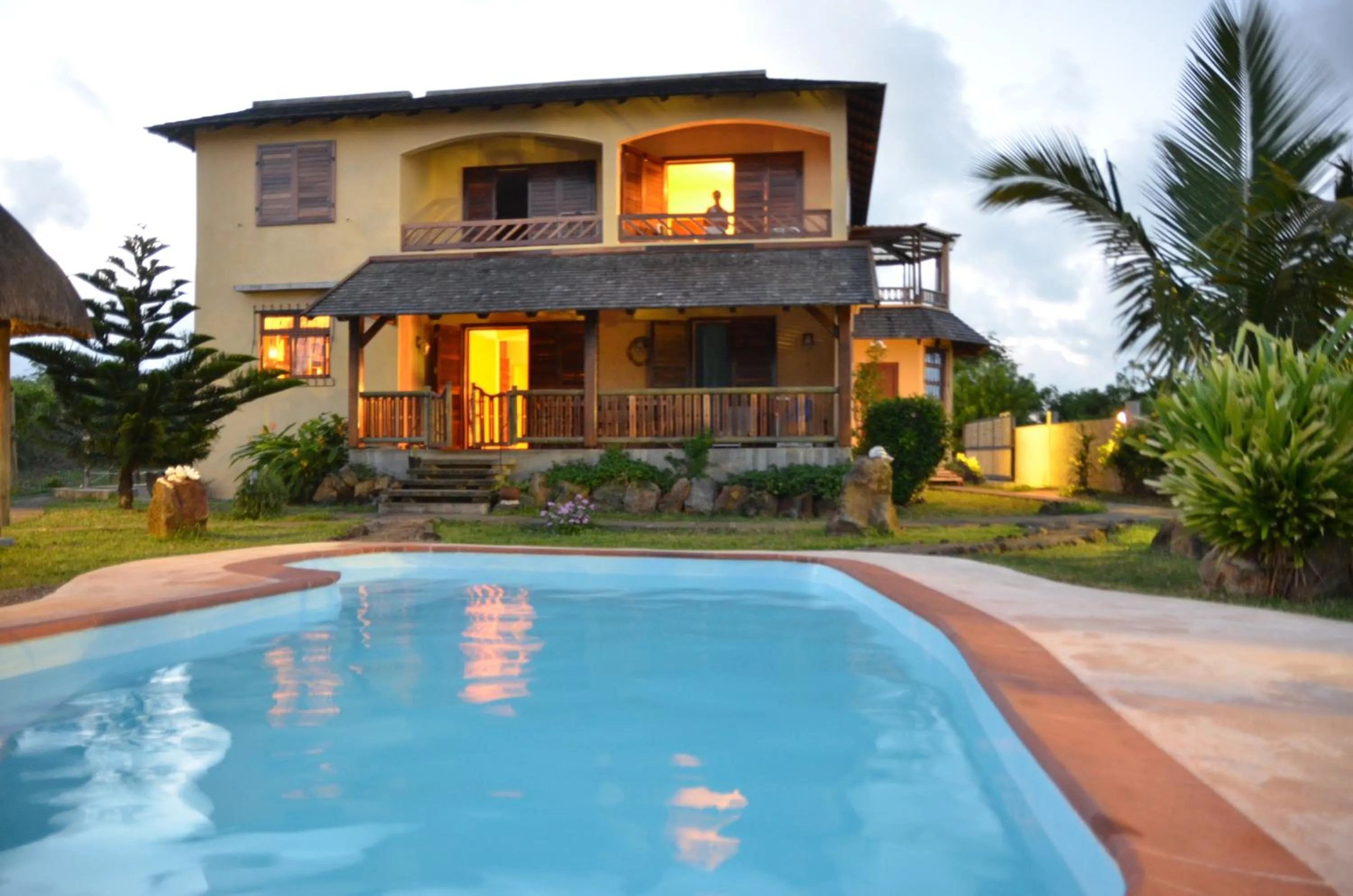 Facade/entrance in La Maison Soleil