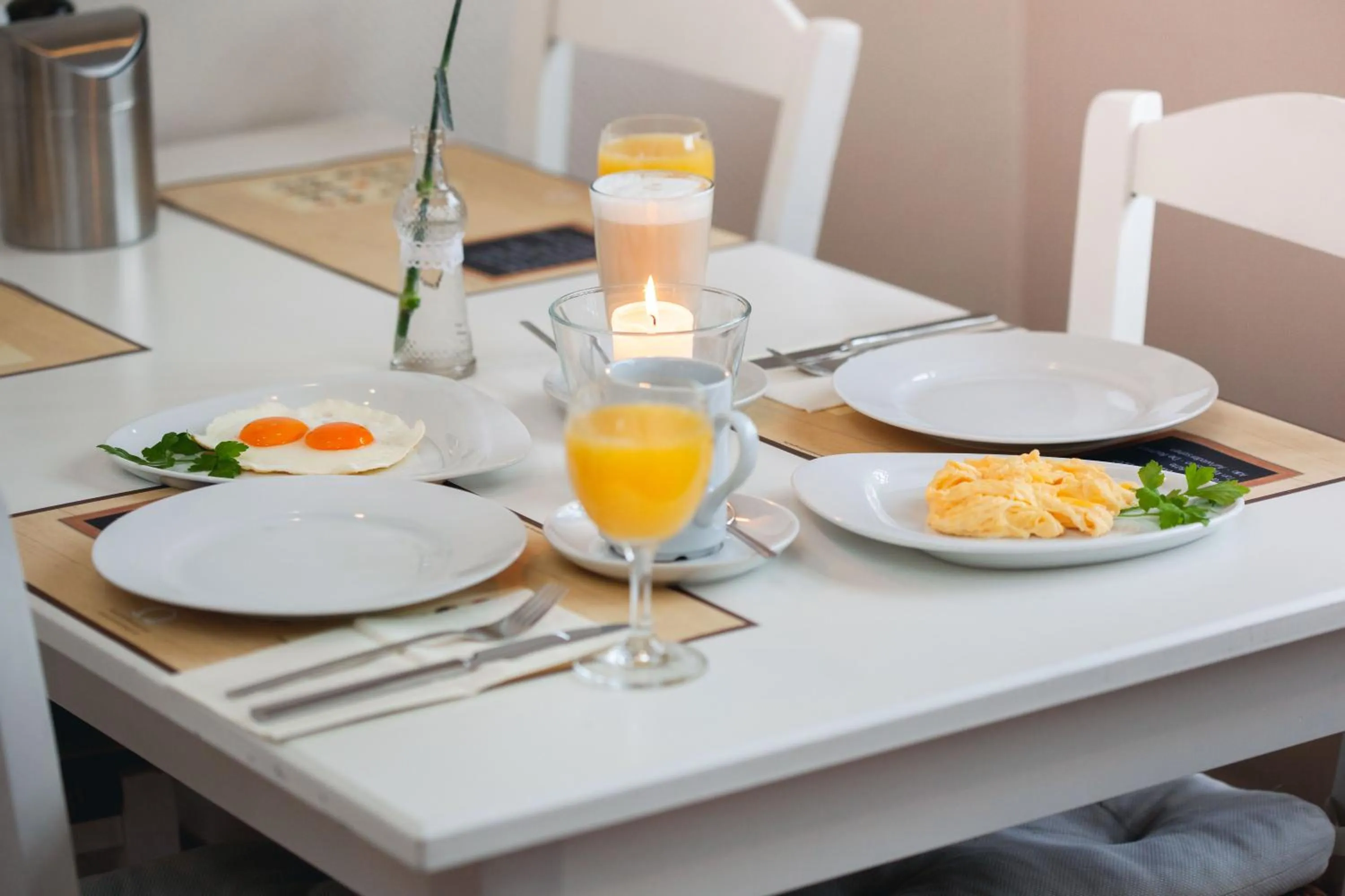 Breakfast in Hotel Omega