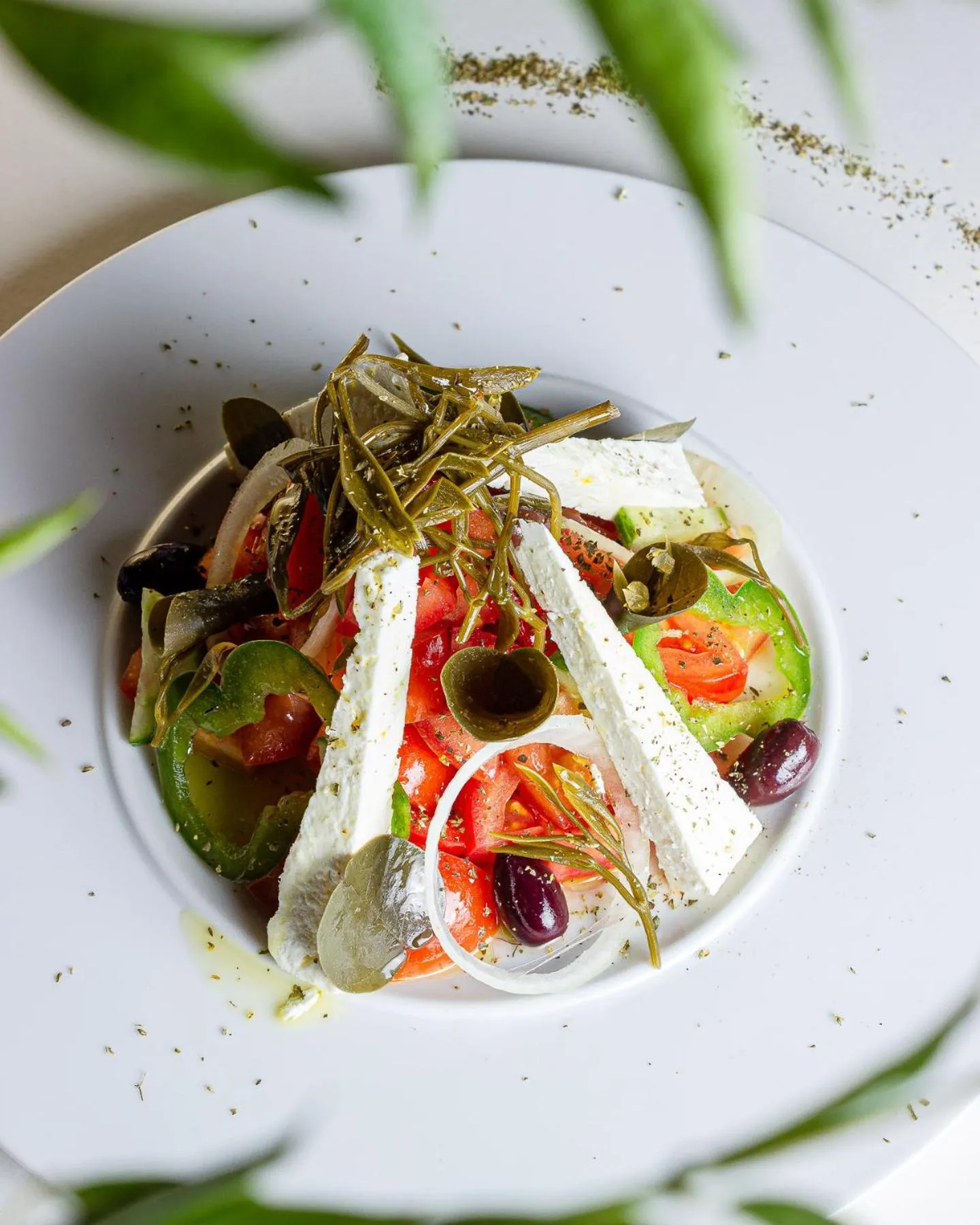 Food and drinks in Hotel Omega