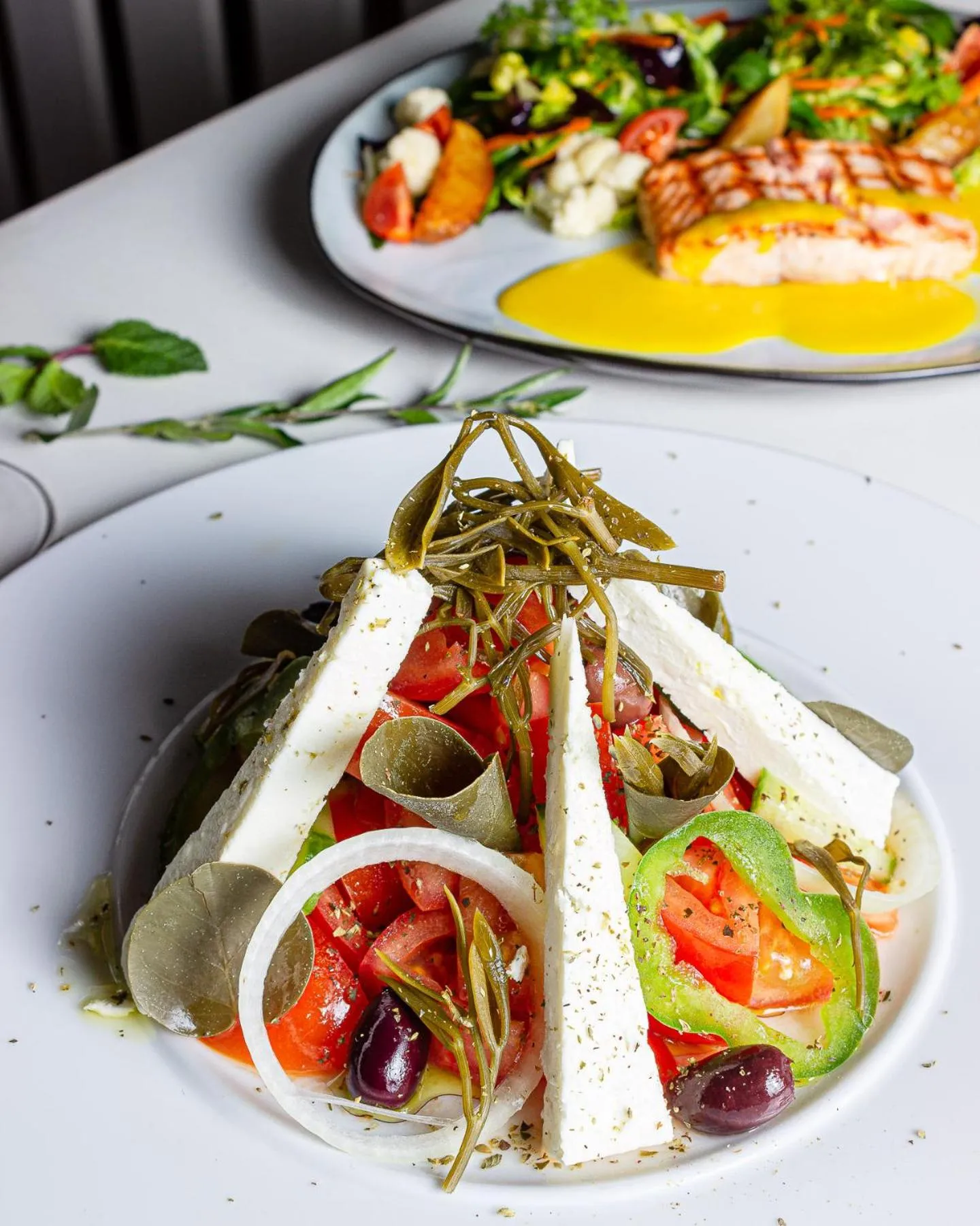 Food and drinks in Hotel Omega