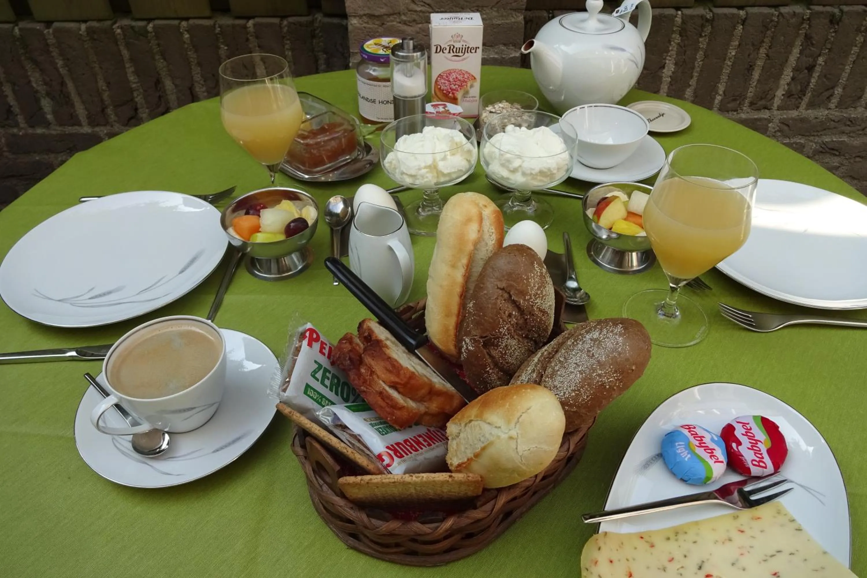 Breakfast in Bed & Breakfast VanAgt