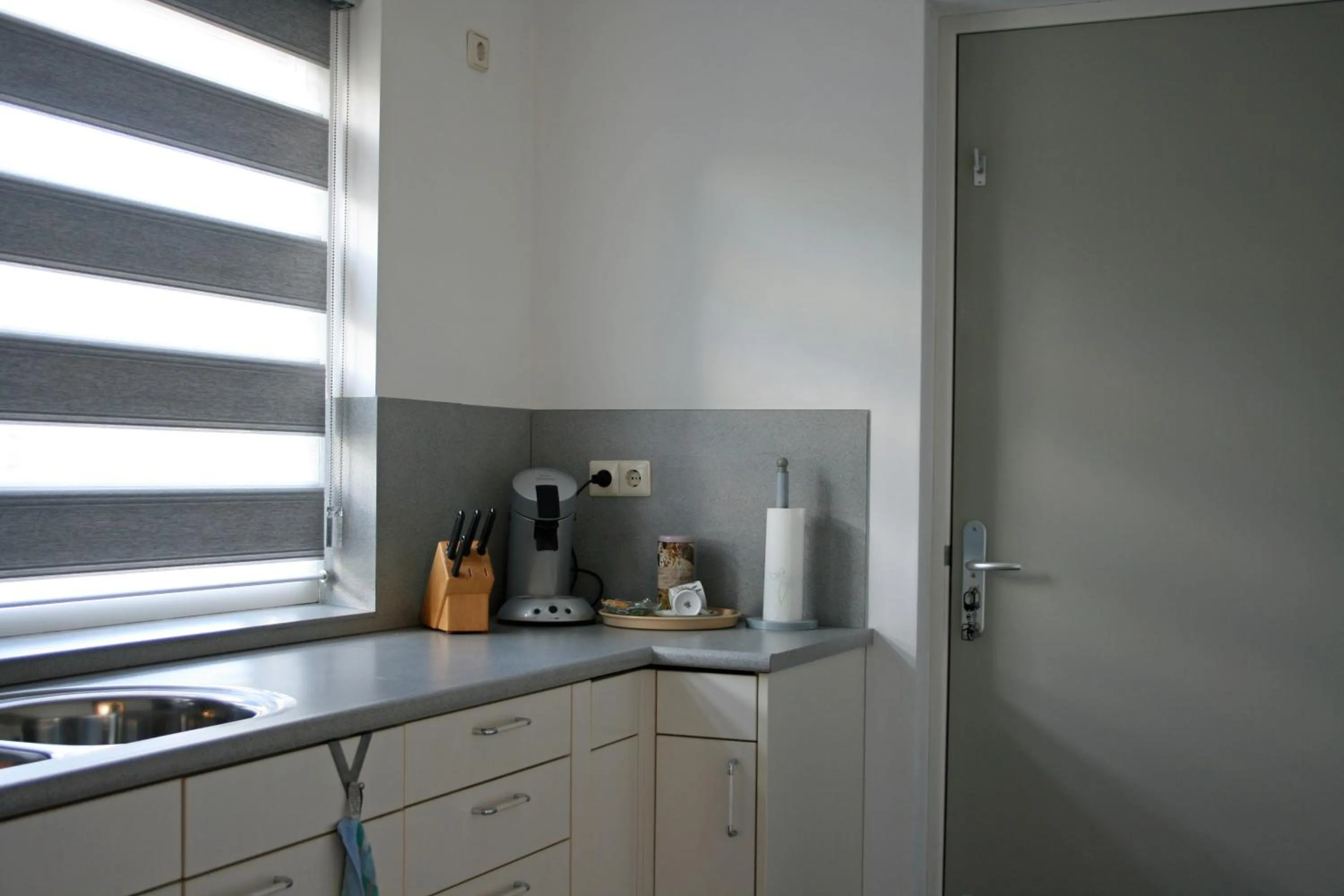 Coffee/tea facilities in Bed & Breakfast VanAgt