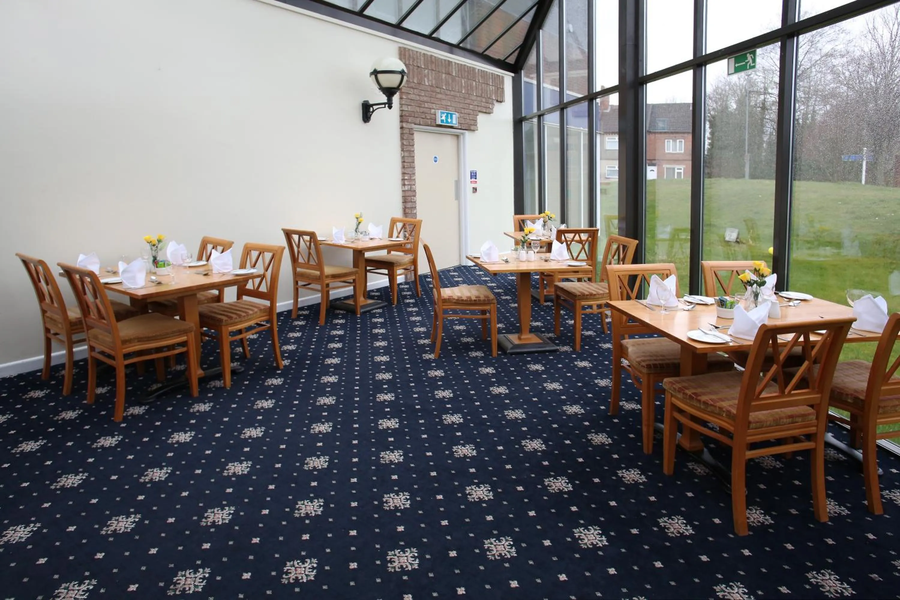 Restaurant/places to eat in Hermitage Park Hotel