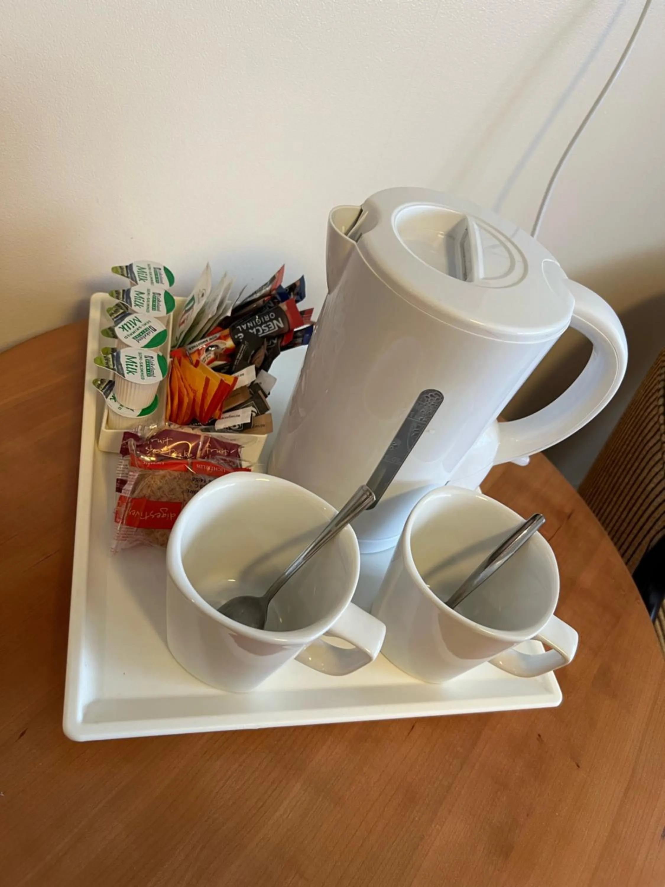 Coffee/tea facilities in Hermitage Park Hotel