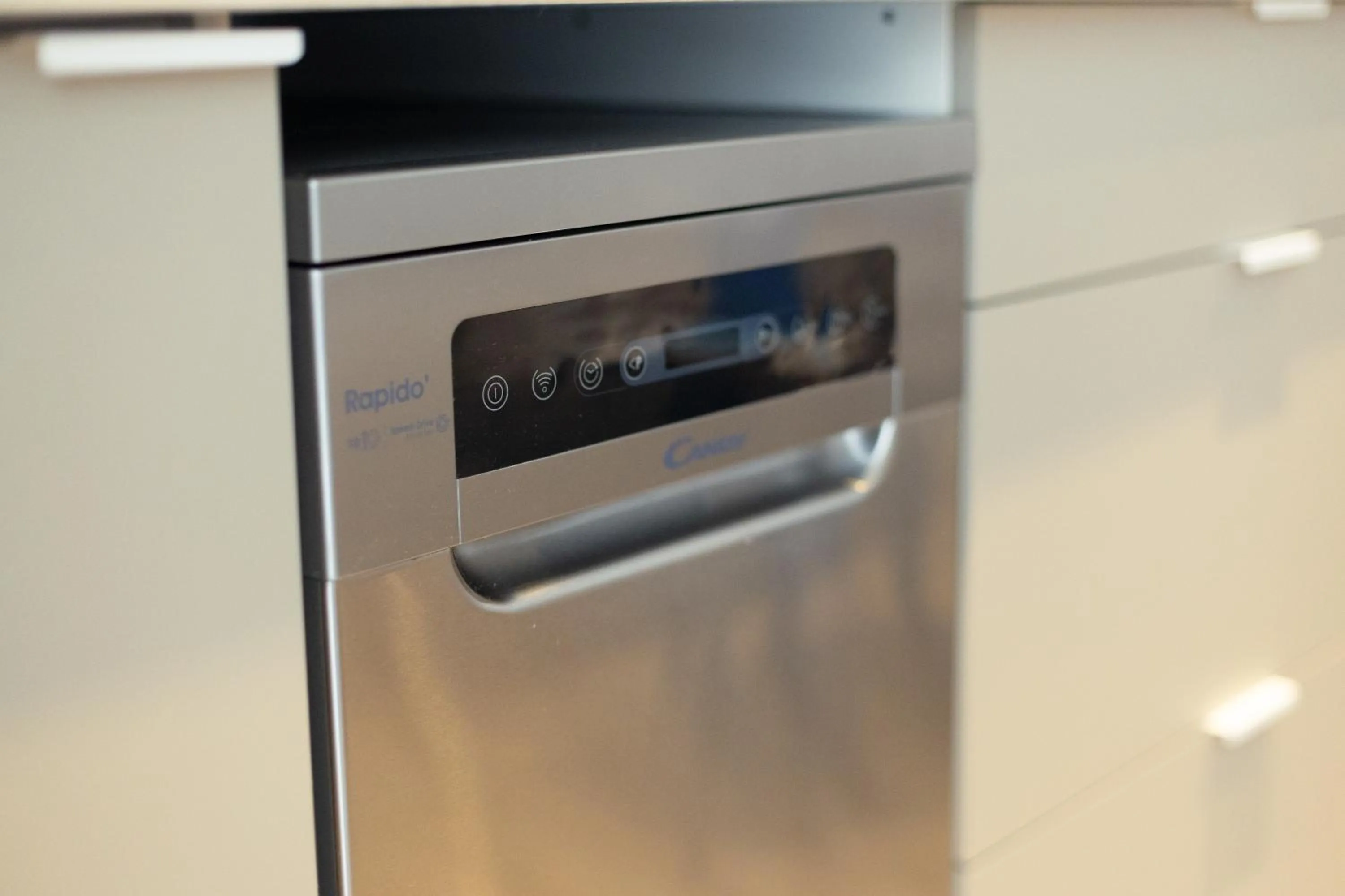 dishwasher in Dorm4You Arena