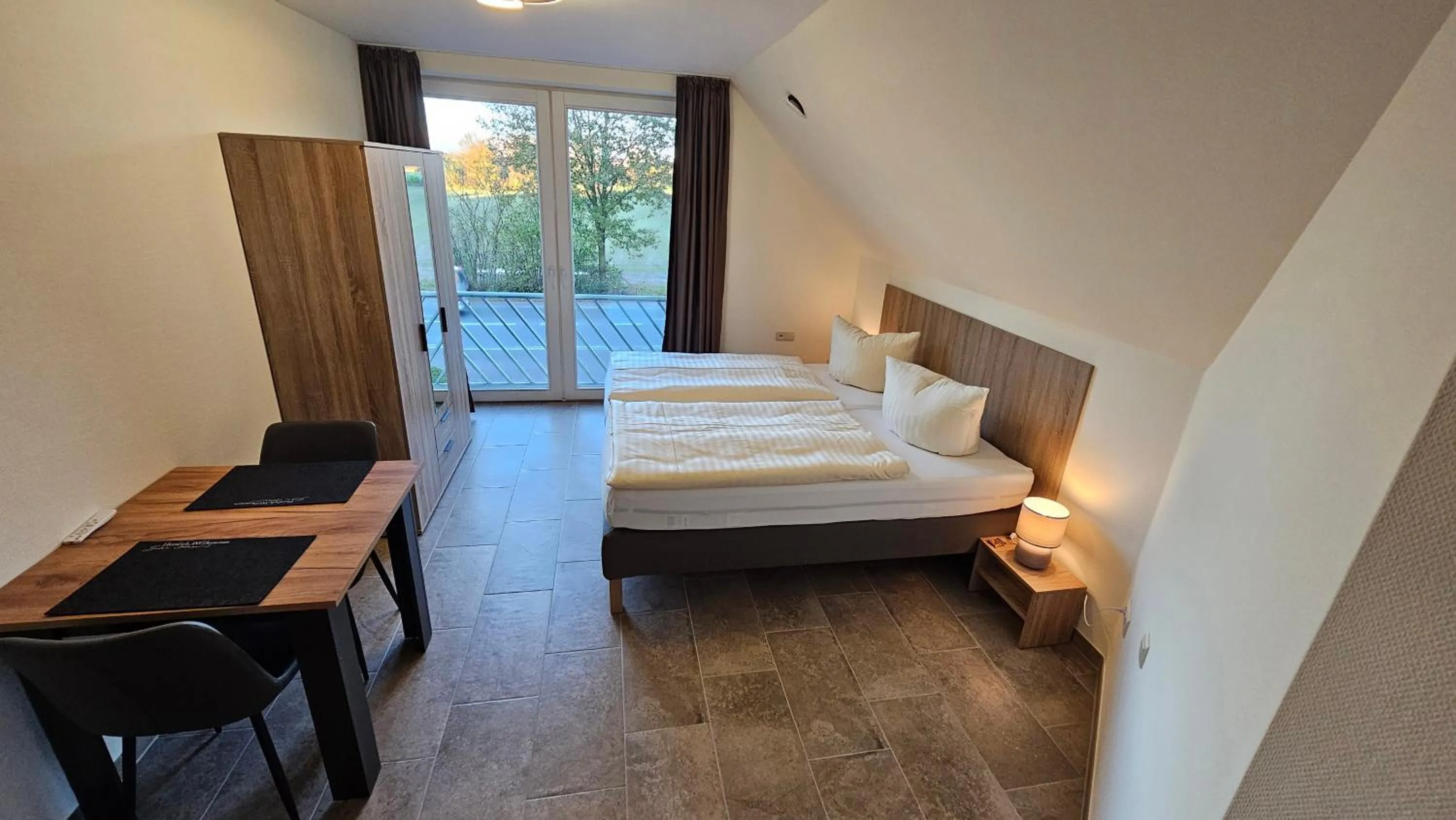 Seating area, Bed in Gästehaus Grunewald Bed & Breakfast