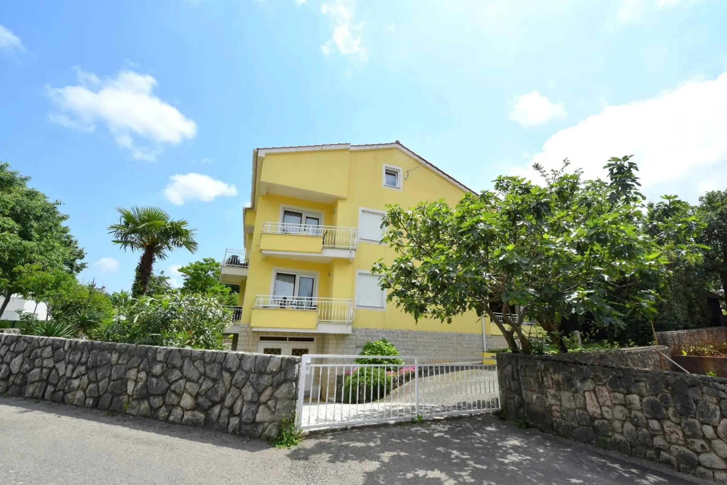 Apartments Andrea Apartments Andrea