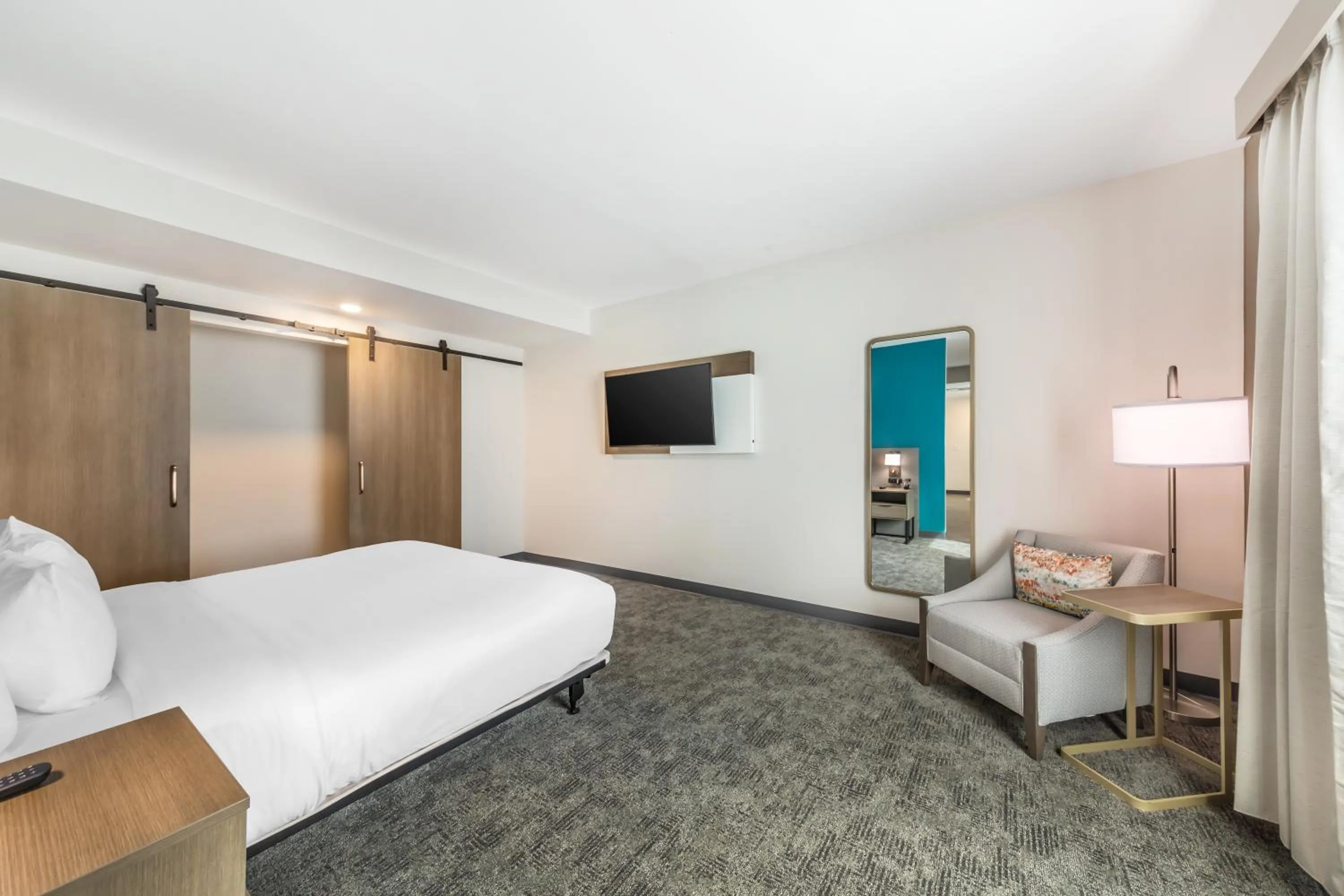 Bed in Comfort Suites Fort Myers East I-75