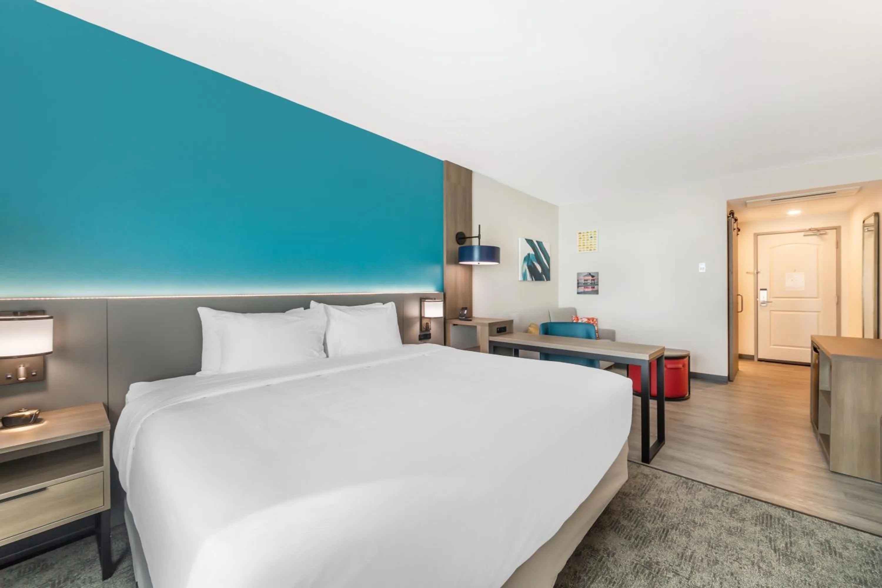 Bed in Comfort Suites Fort Myers East I-75