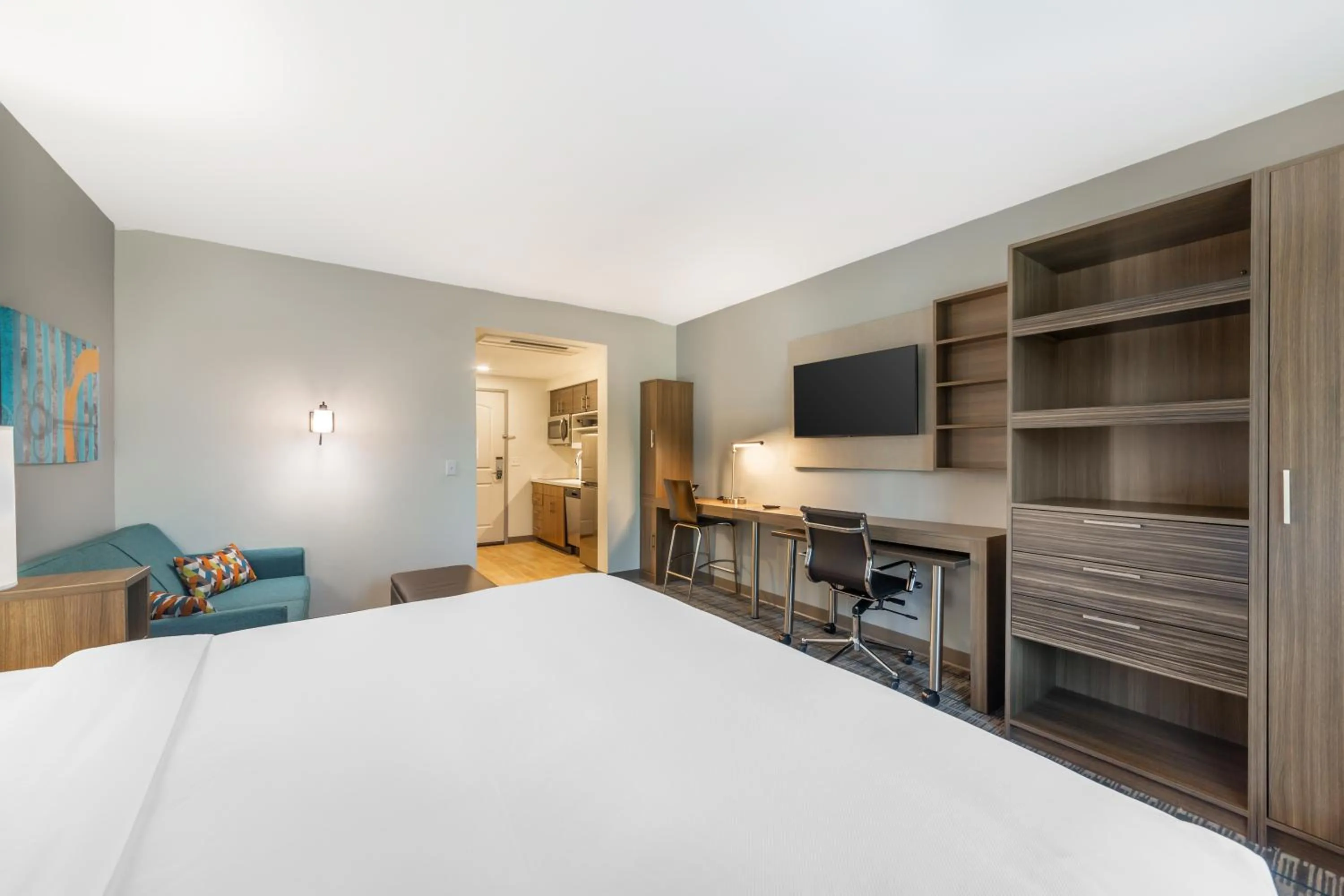 Bed in MainStay Suites Fort Myers East I-75