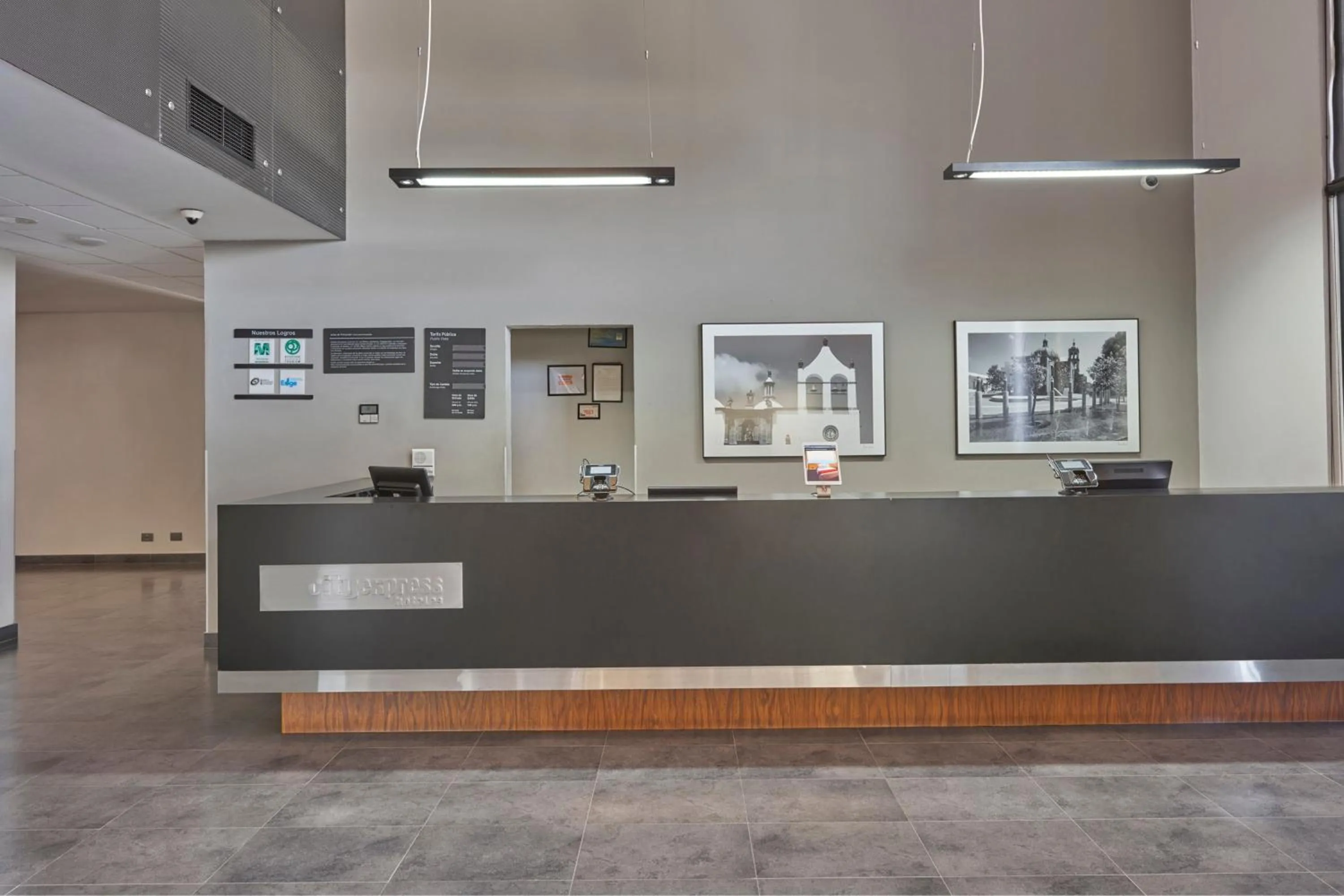 Lobby or reception in City Express by Marriott Matamoros