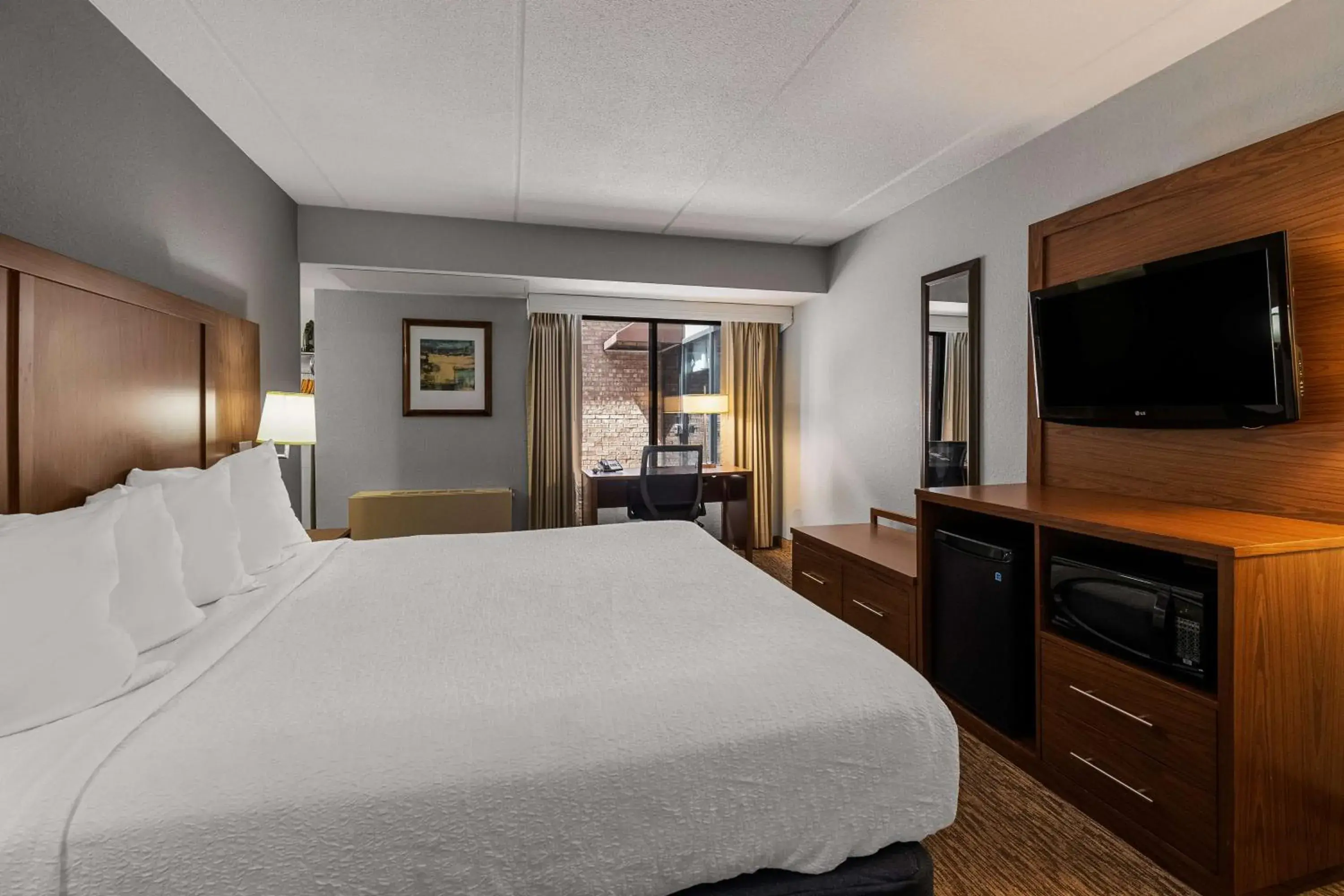 Bedroom, Bed in Best Western Bridgeview Hotel Bedroom, Bed in Best Western Bridgeview Hotel