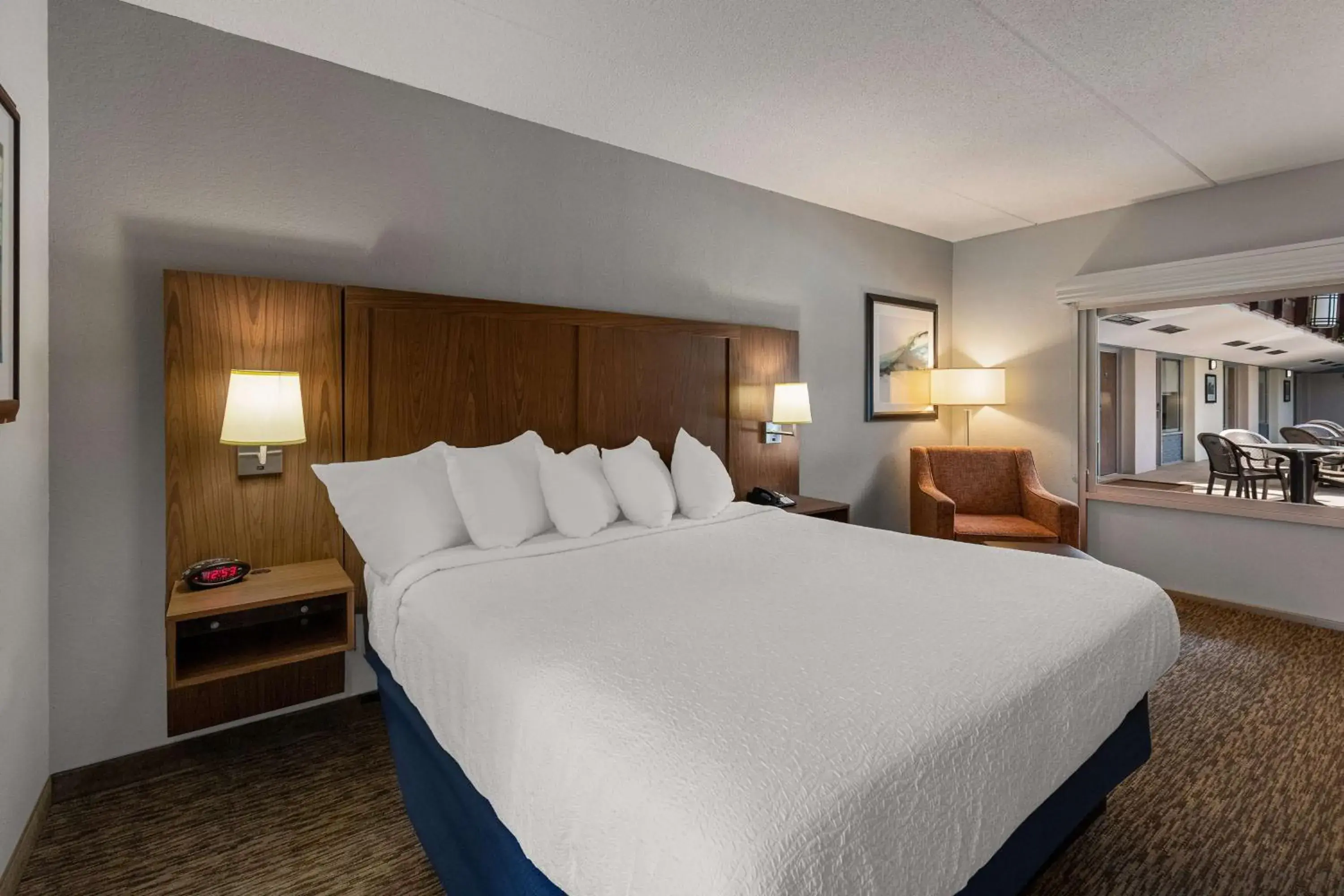 Bedroom, Bed in Best Western Bridgeview Hotel Bedroom, Bed in Best Western Bridgeview Hotel