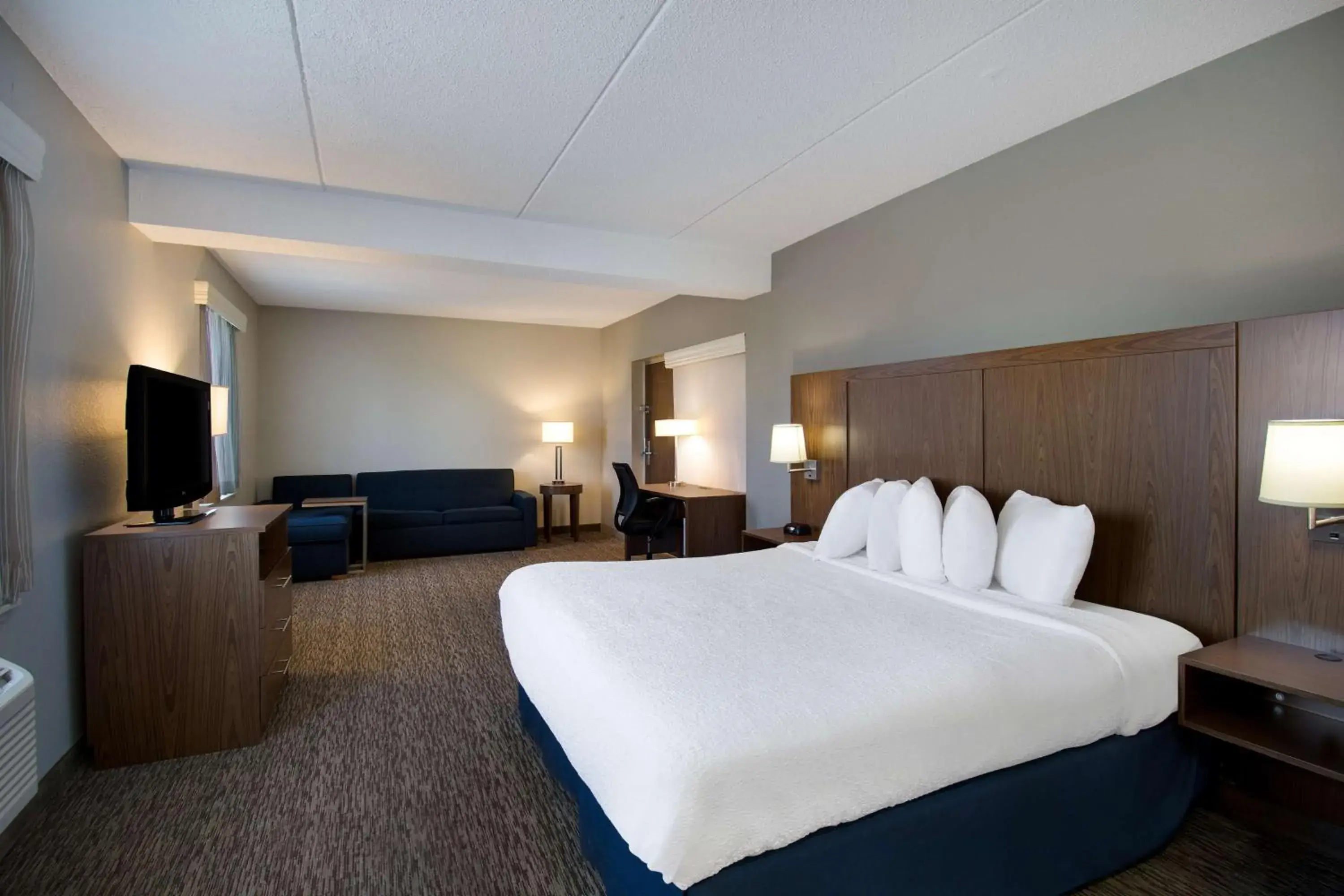 Bedroom, Bed in Best Western Bridgeview Hotel Bedroom, Bed in Best Western Bridgeview Hotel