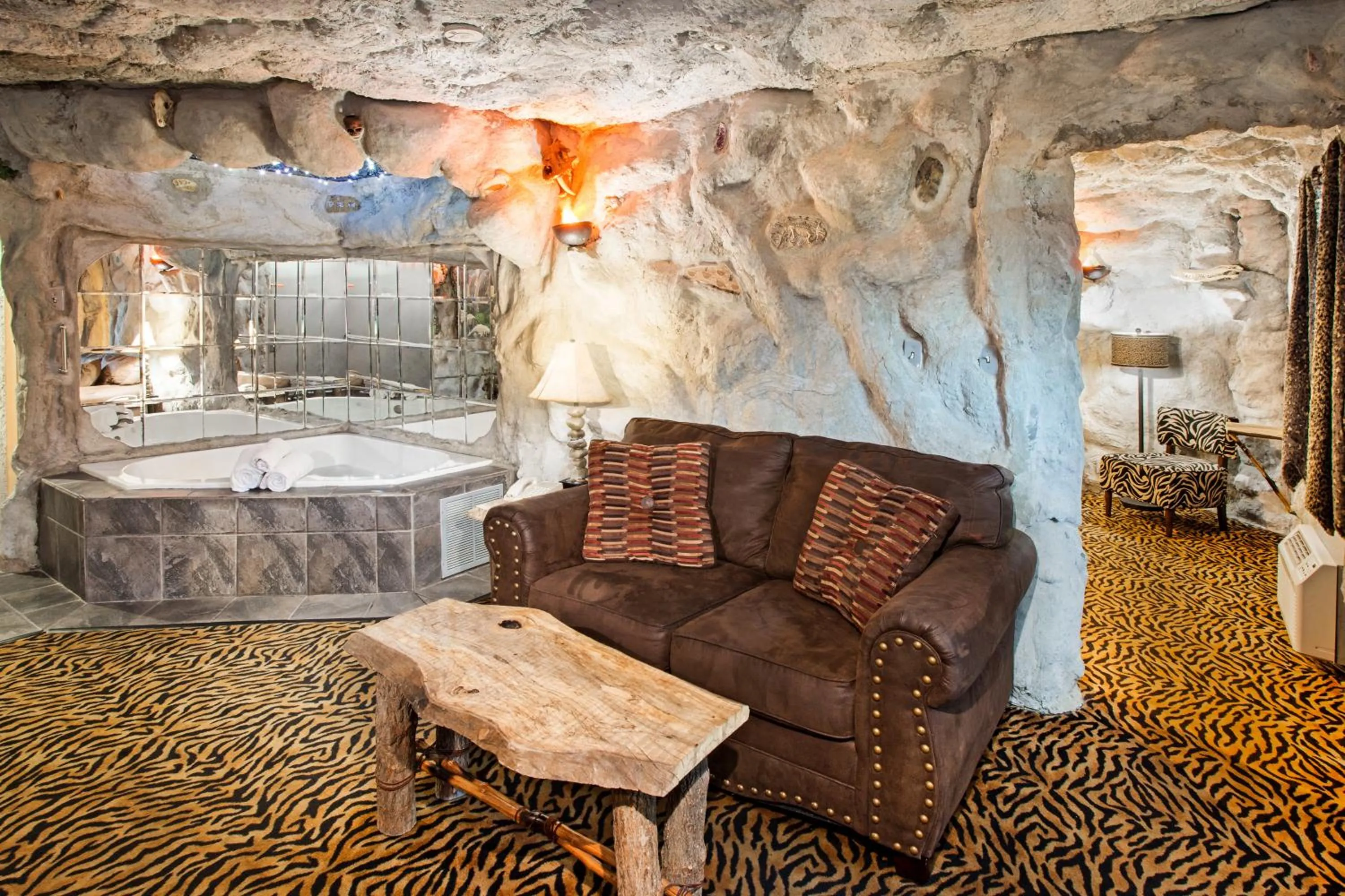 Massage in Days Inn & Suites by Wyndham Terre Haute