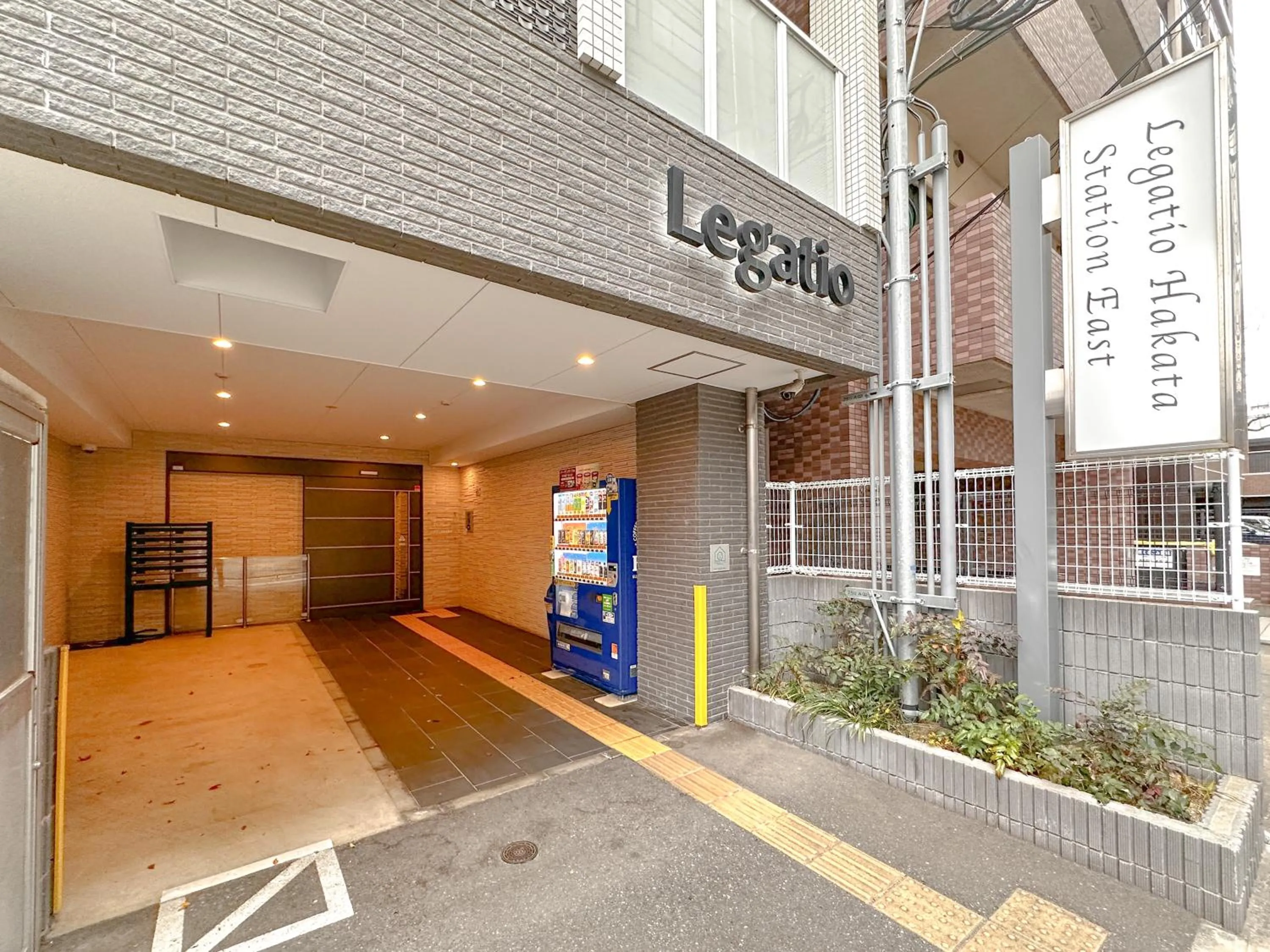 Property building in Legatio HAKATA Station East
