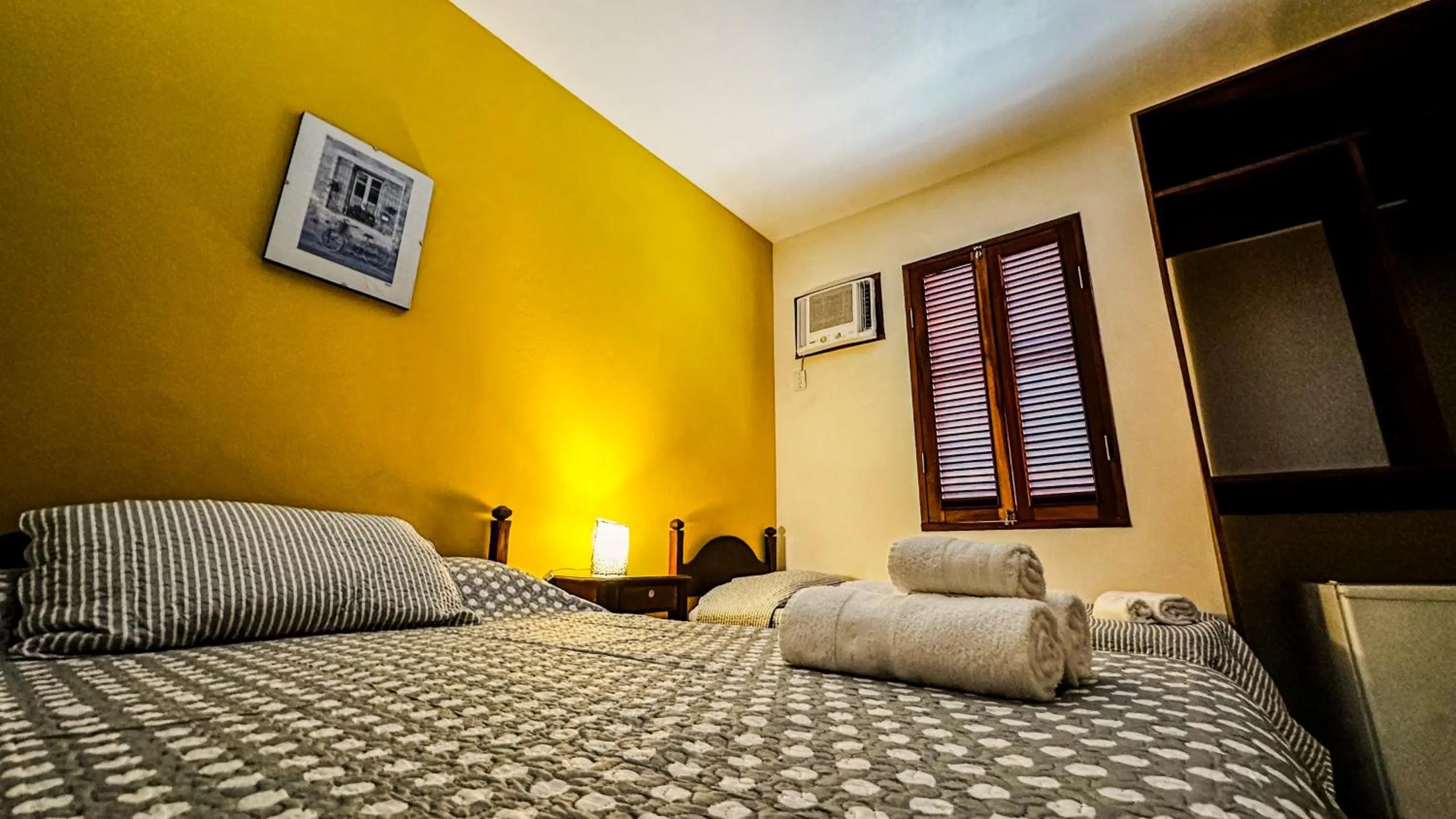 Property building, Bed in Pousada Villa Aman