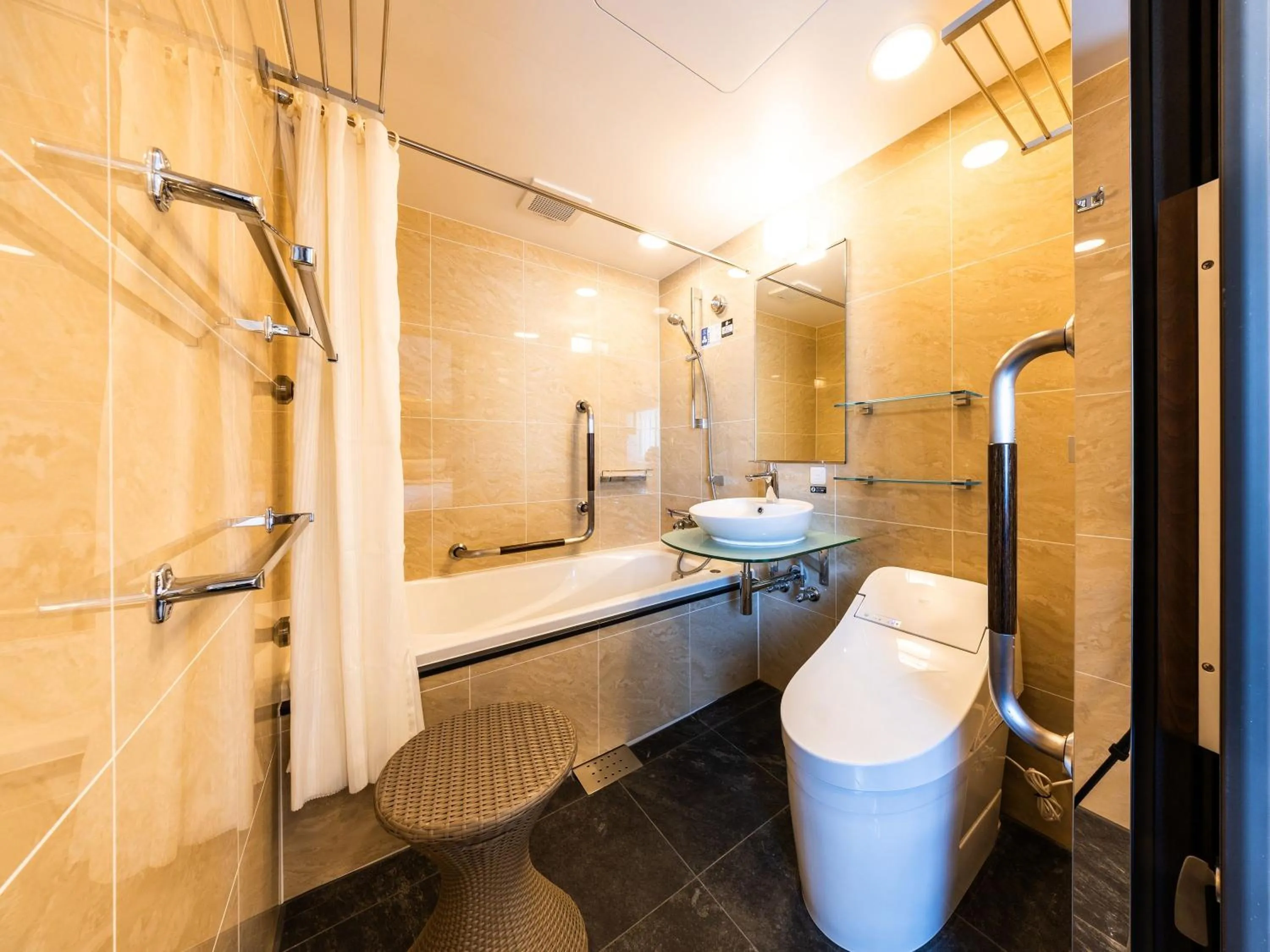 Bathroom in APA Hotel Tokyo Nishikasai Ekimae