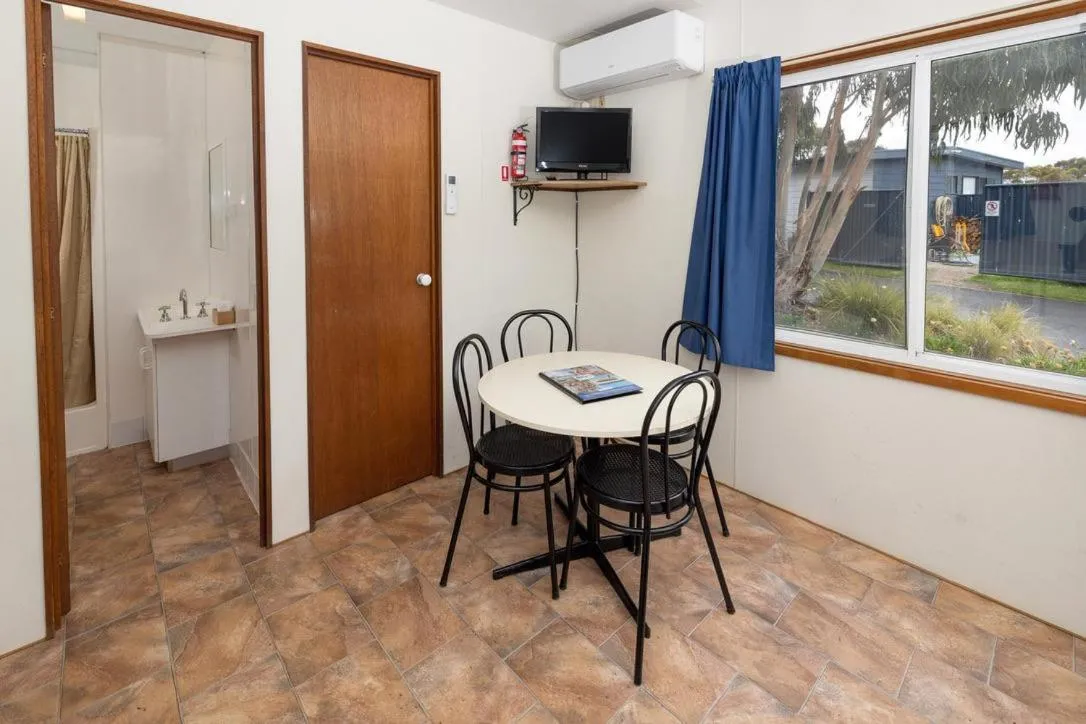 Seating area in Pet Friendly Stays - BIG4 Aireys Inlet