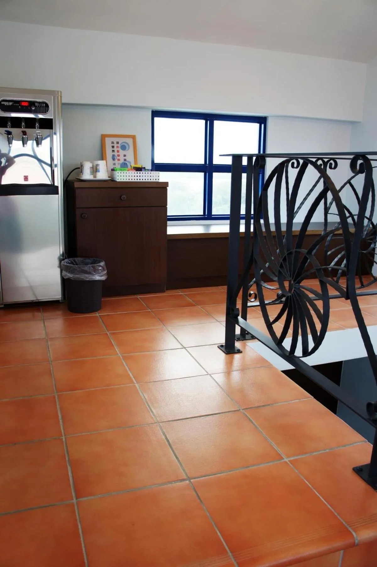 Coffee/tea facilities in The Domed Tile B&B