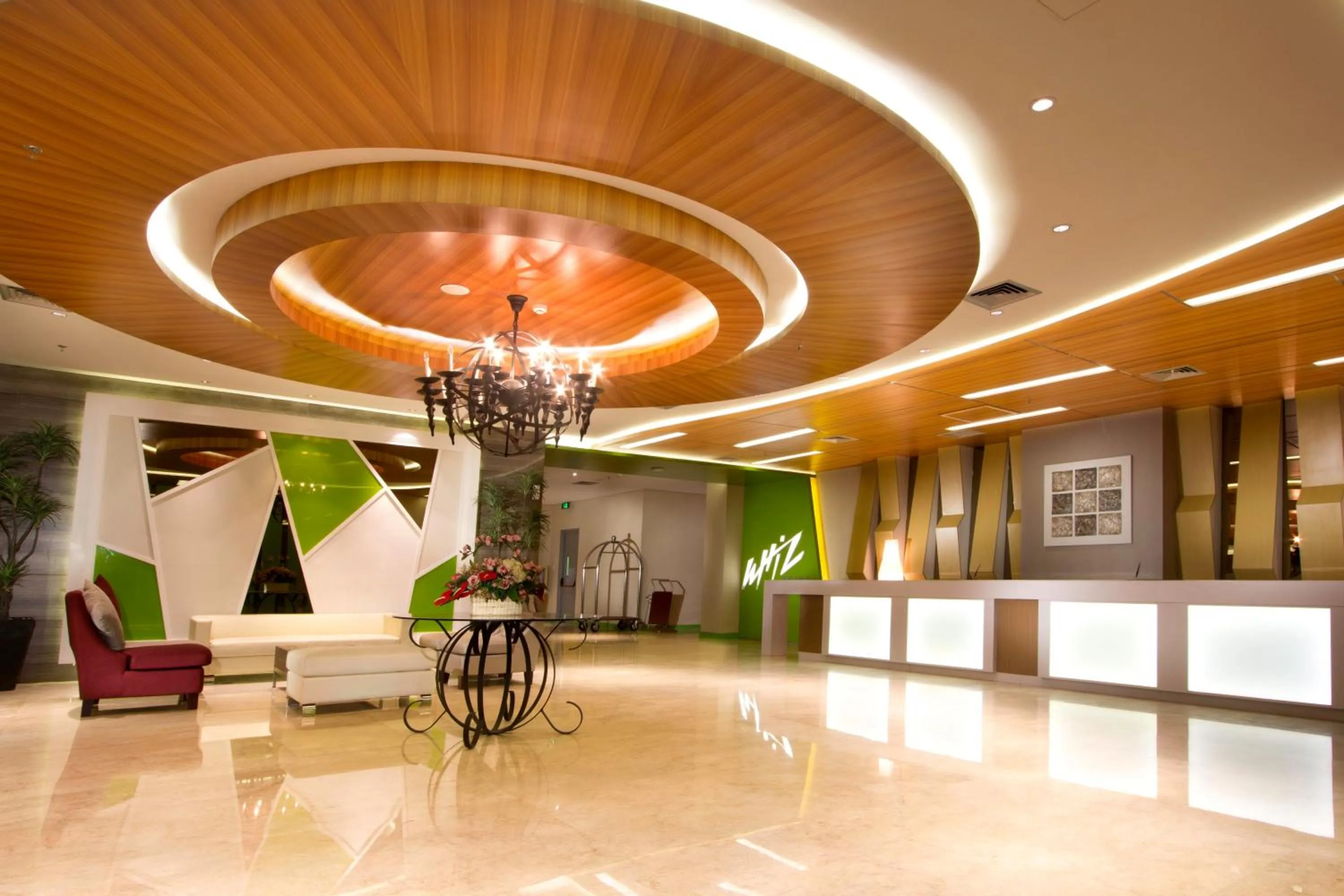 Lobby or reception in Whiz Prime Hotel Kelapa Gading