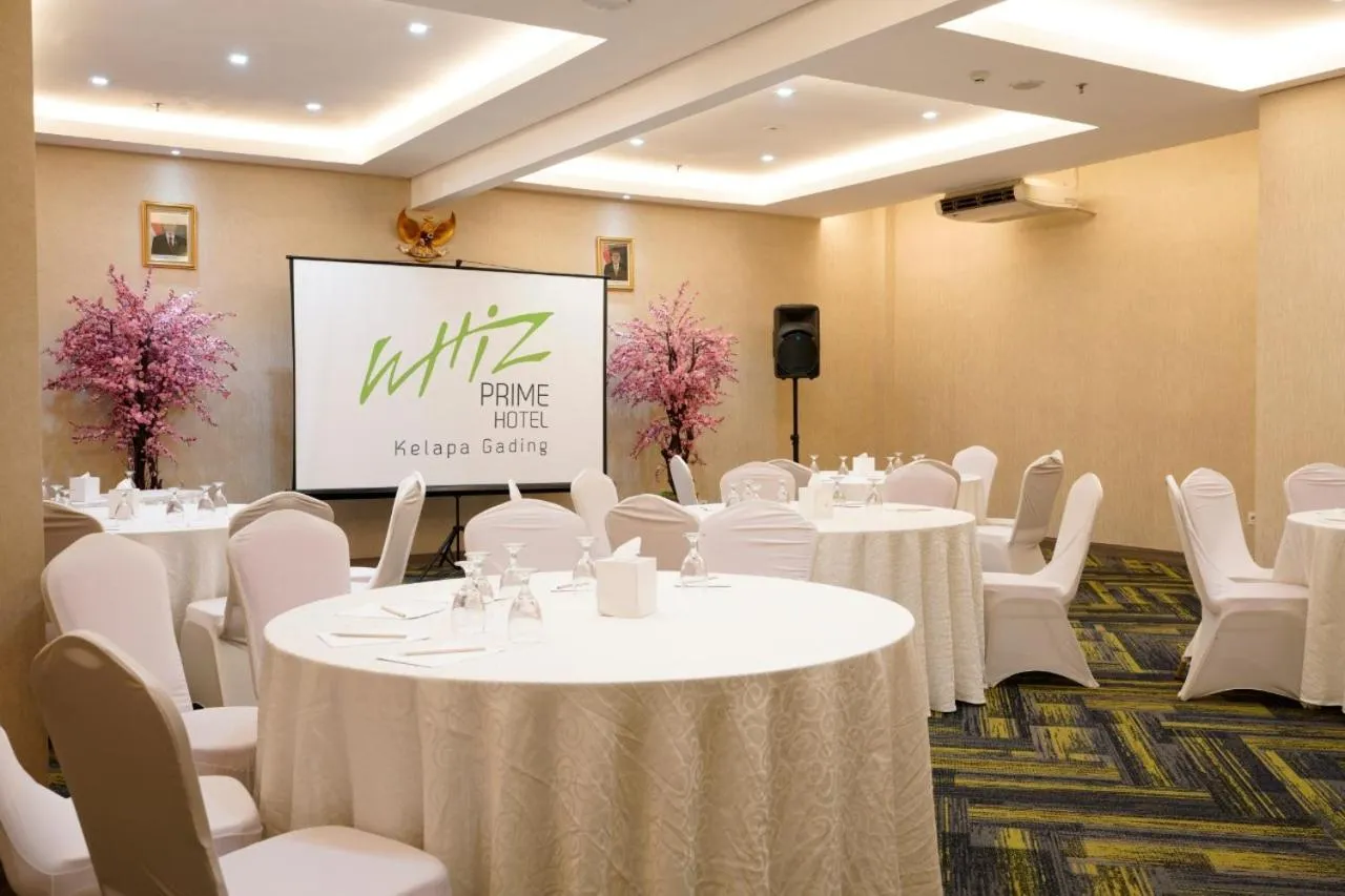 Business facilities in Whiz Prime Hotel Kelapa Gading