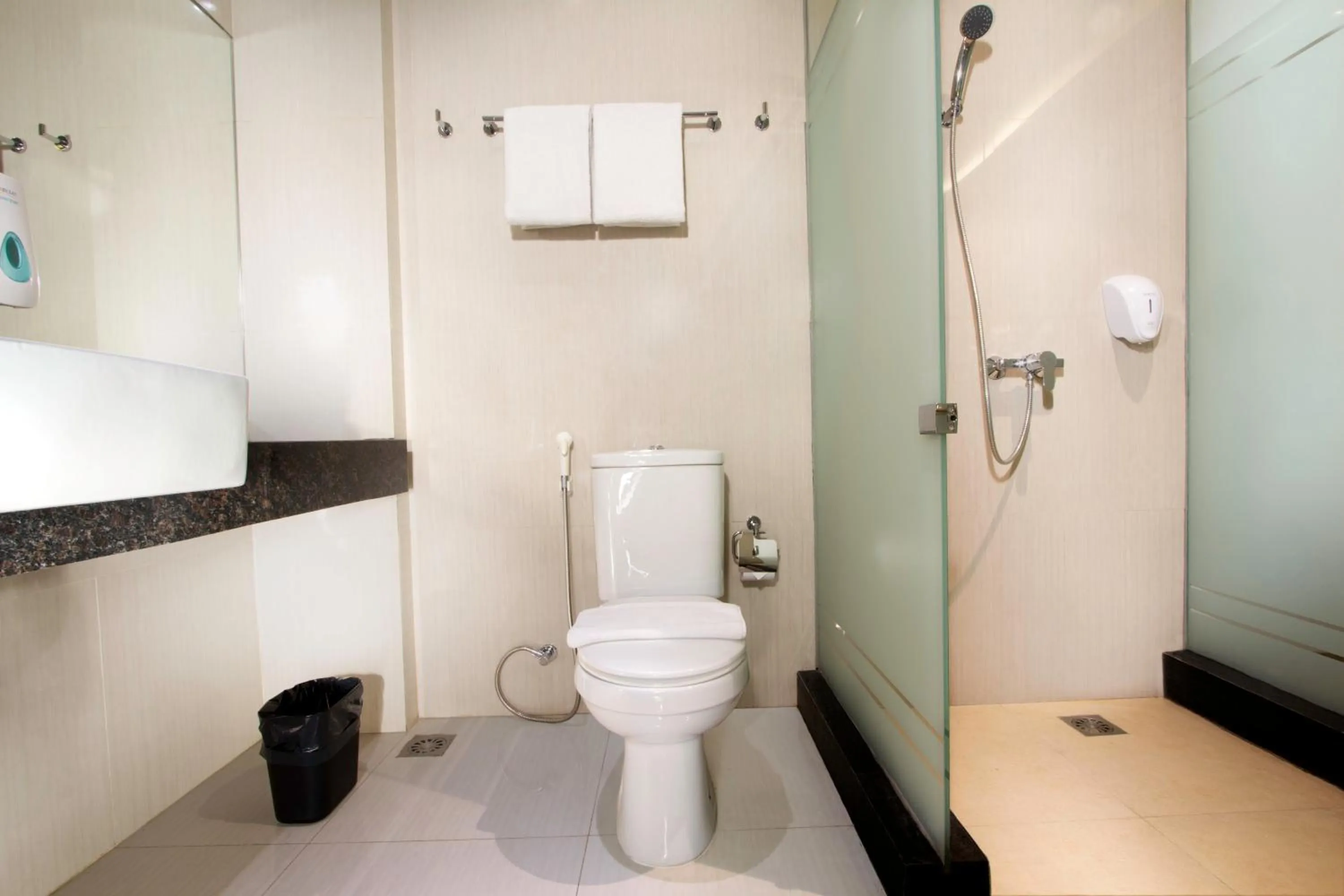 Toilet in Whiz Prime Hotel Kelapa Gading
